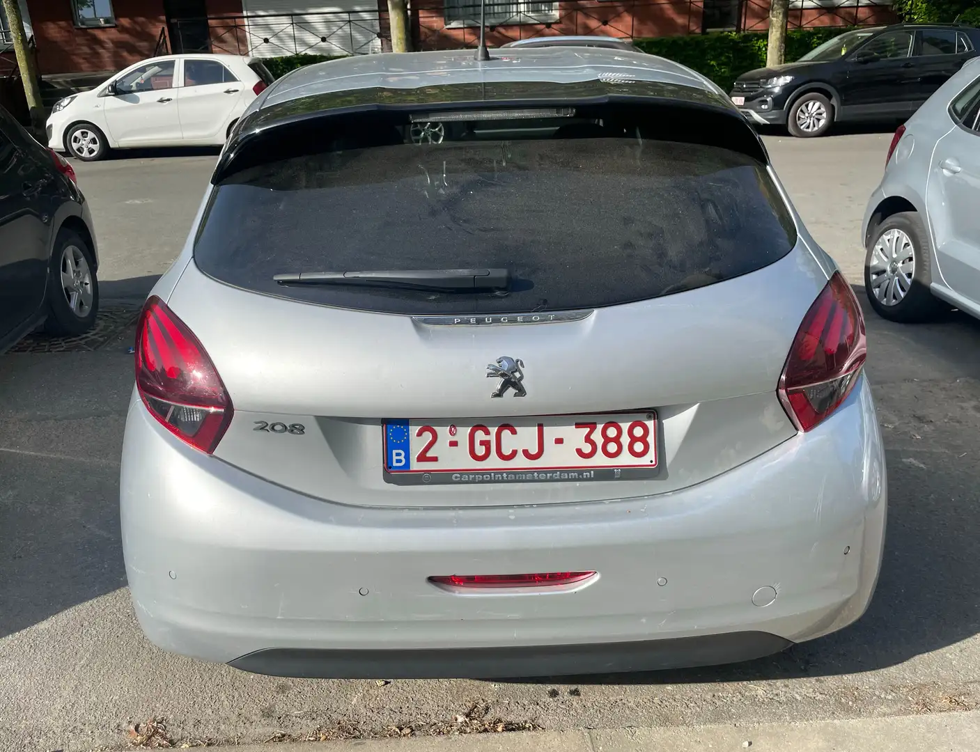 Peugeot 208 208 1.2i PureTech Style Argent - 2