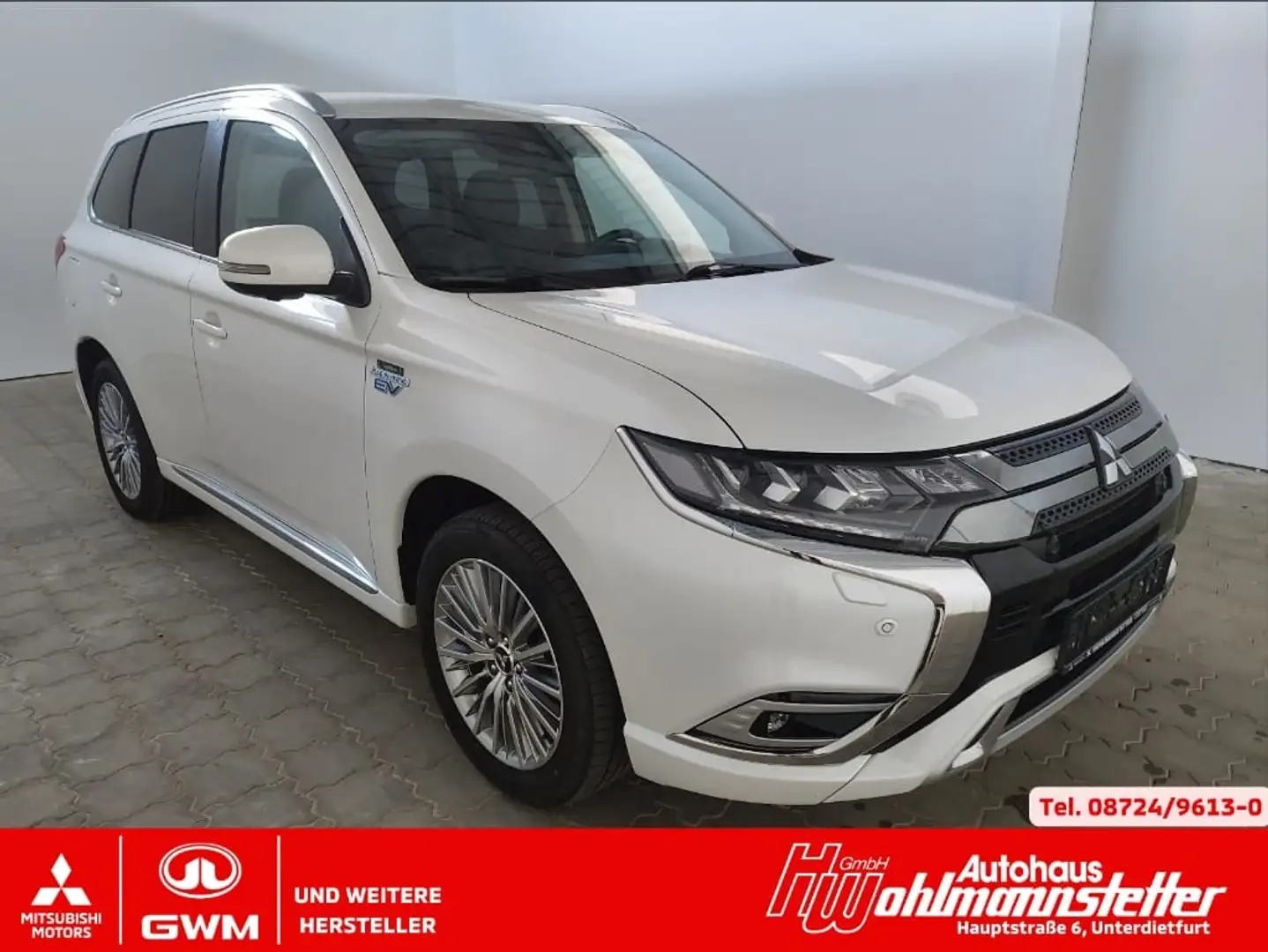 Mitsubishi Outlander Plug-in Hybrid PLUS Weiß - 1