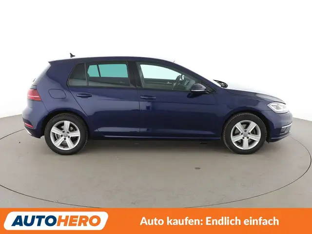 Volkswagen Golf view 7