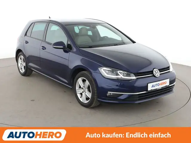 Volkswagen Golf view 8
