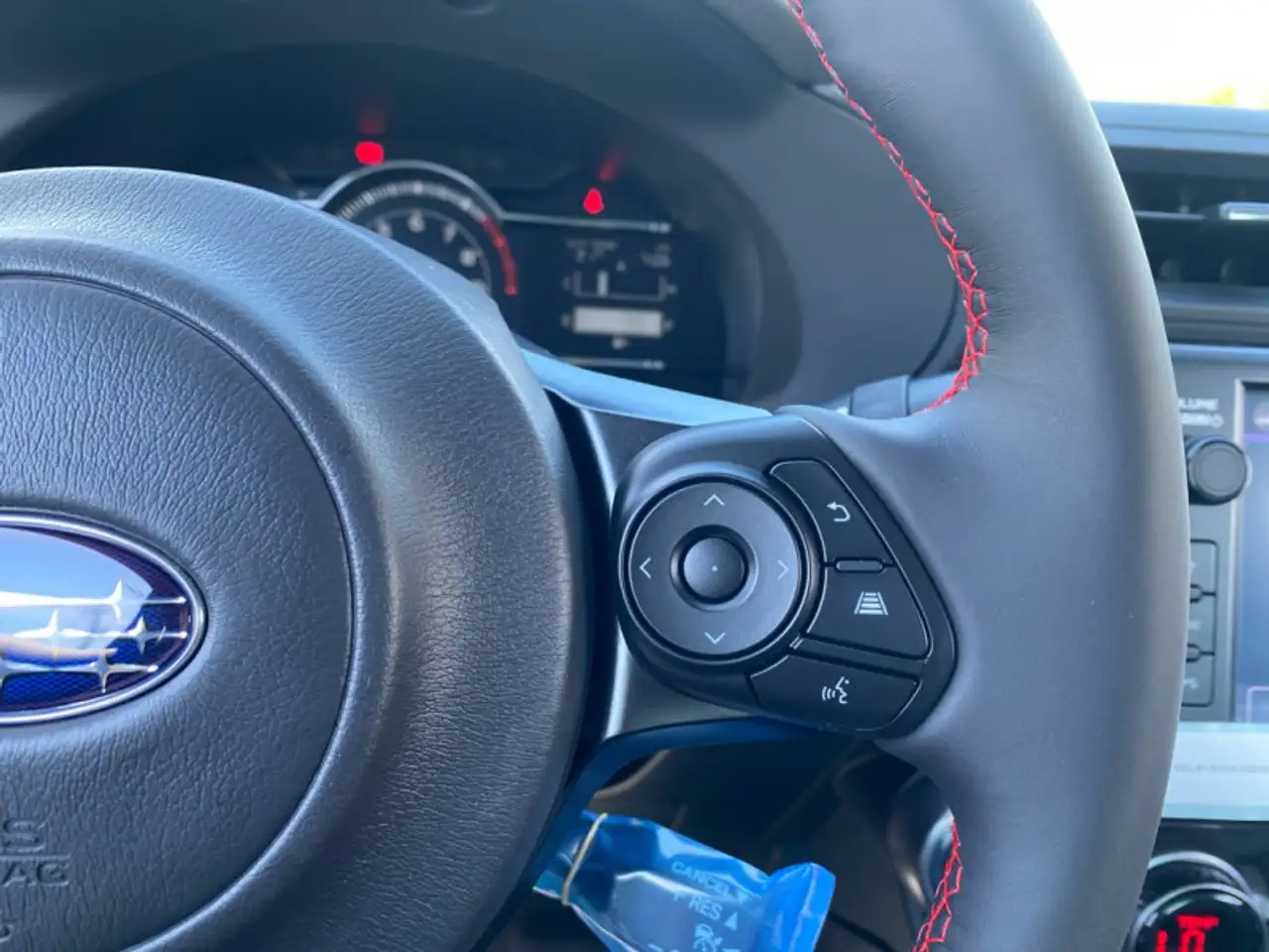 Subaru BRZ снимка Subaru BRZ