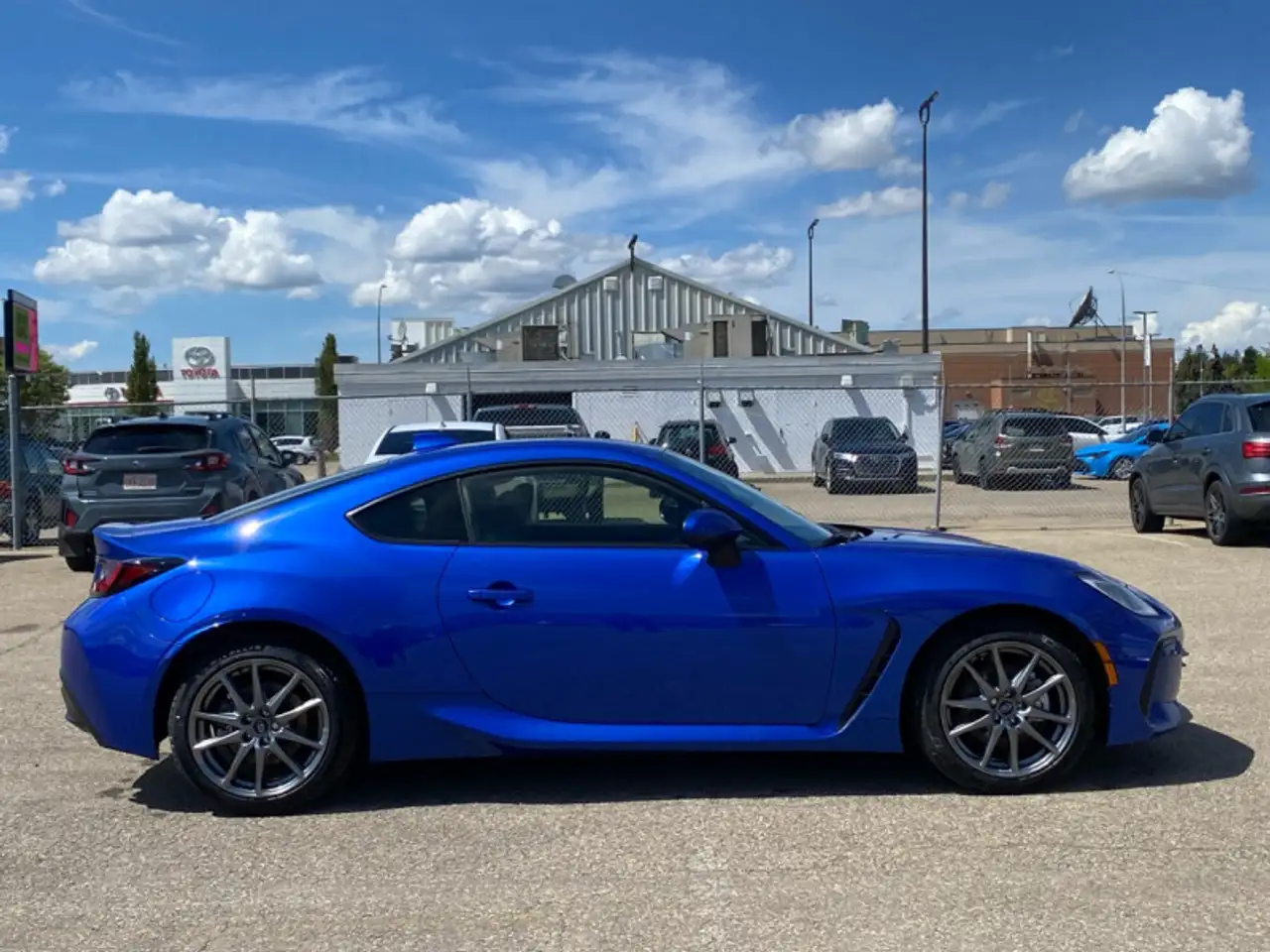 Subaru BRZ снимка Subaru BRZ