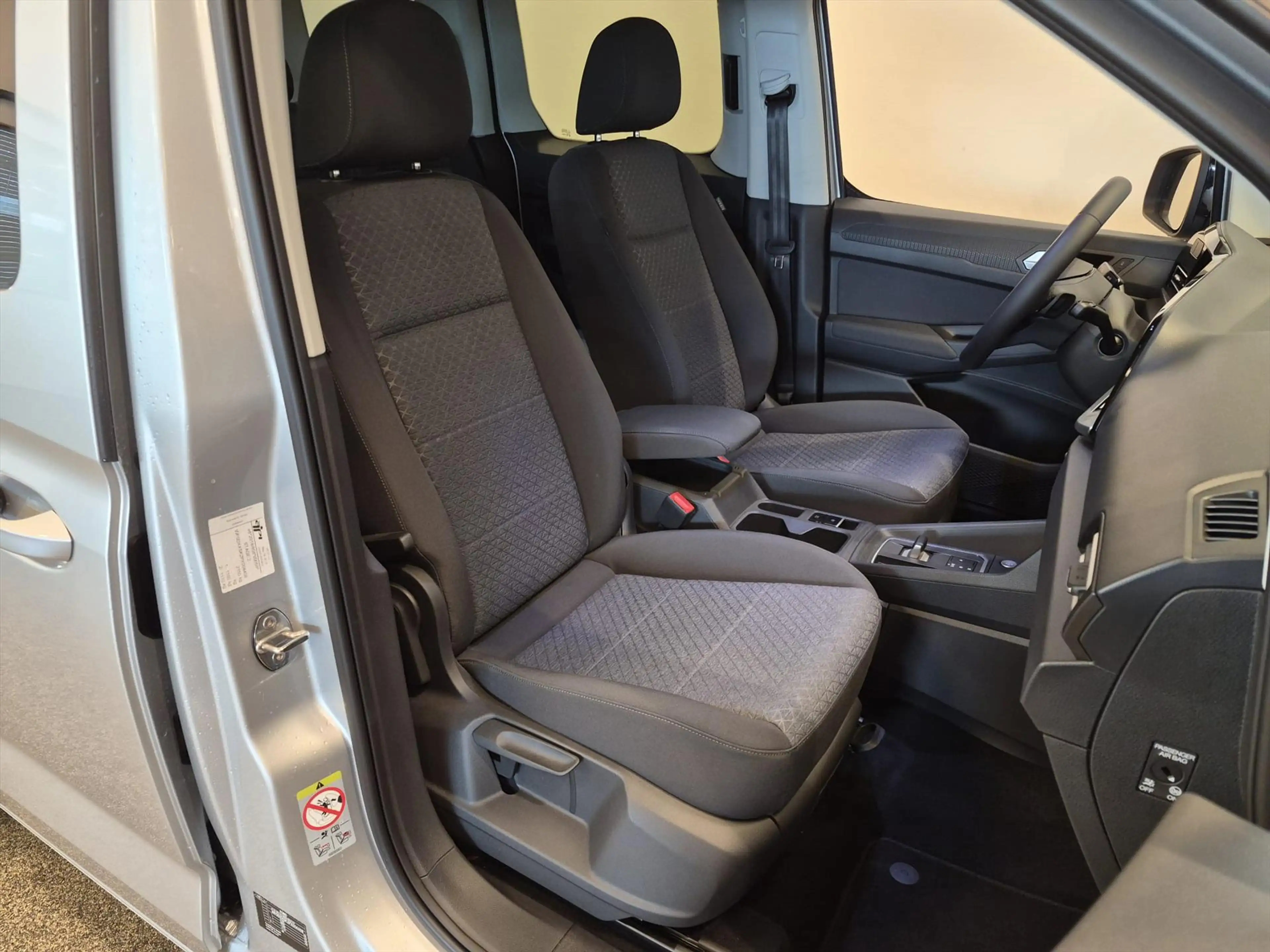 Ford Tourneo Connect L1 Rolstoelauto Automaat 3+1 of 5+0 — photo 18