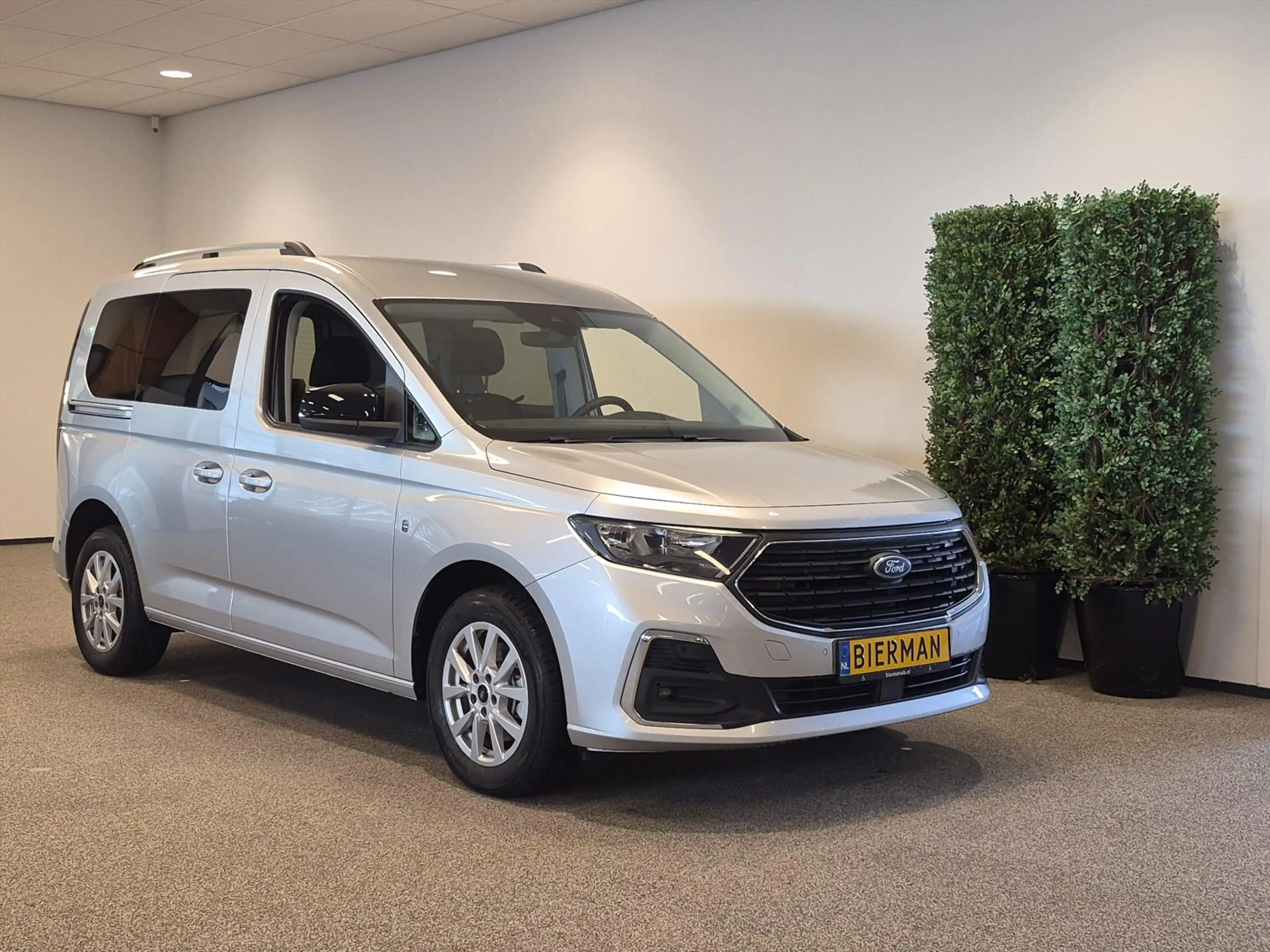 Ford Tourneo Connect L1 Rolstoelauto Automaat 3+1 of 5+0 — photo 16