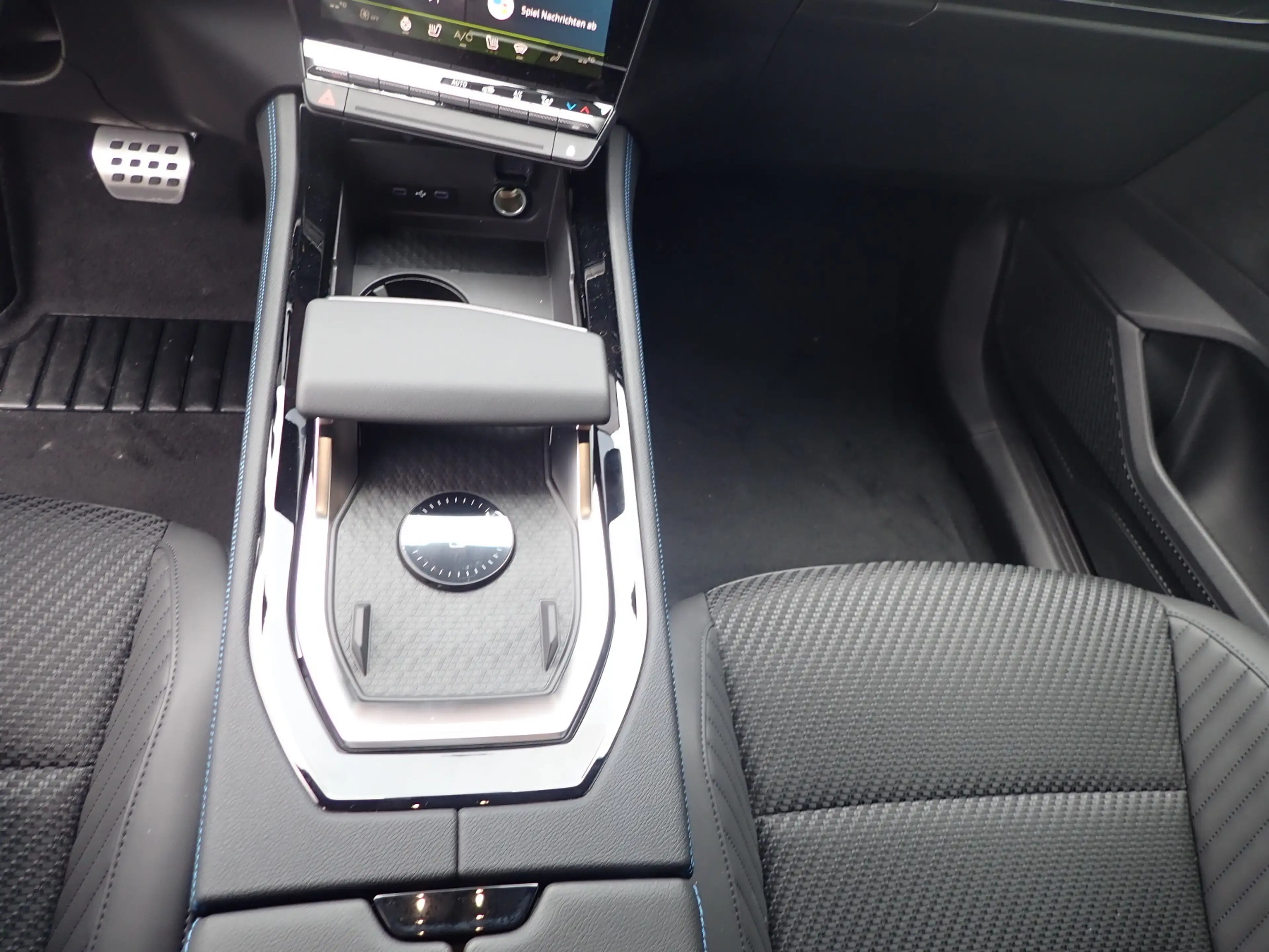 Renault Espace 6 Esprit Alpine Full Hybrid E-Tech 200 5-Sitzer — photo 13