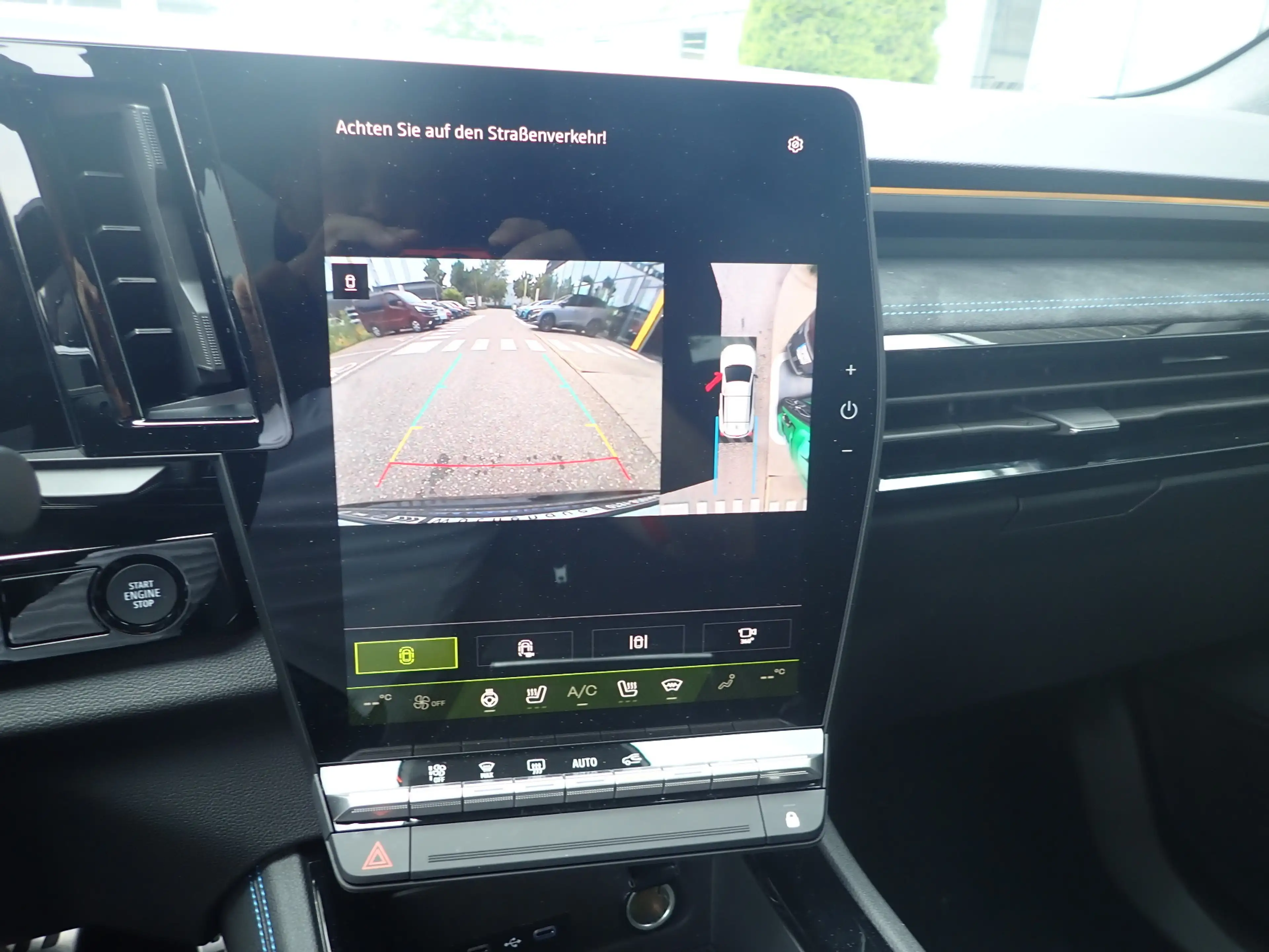 Renault Espace 6 Esprit Alpine Full Hybrid E-Tech 200 5-Sitzer — photo 12