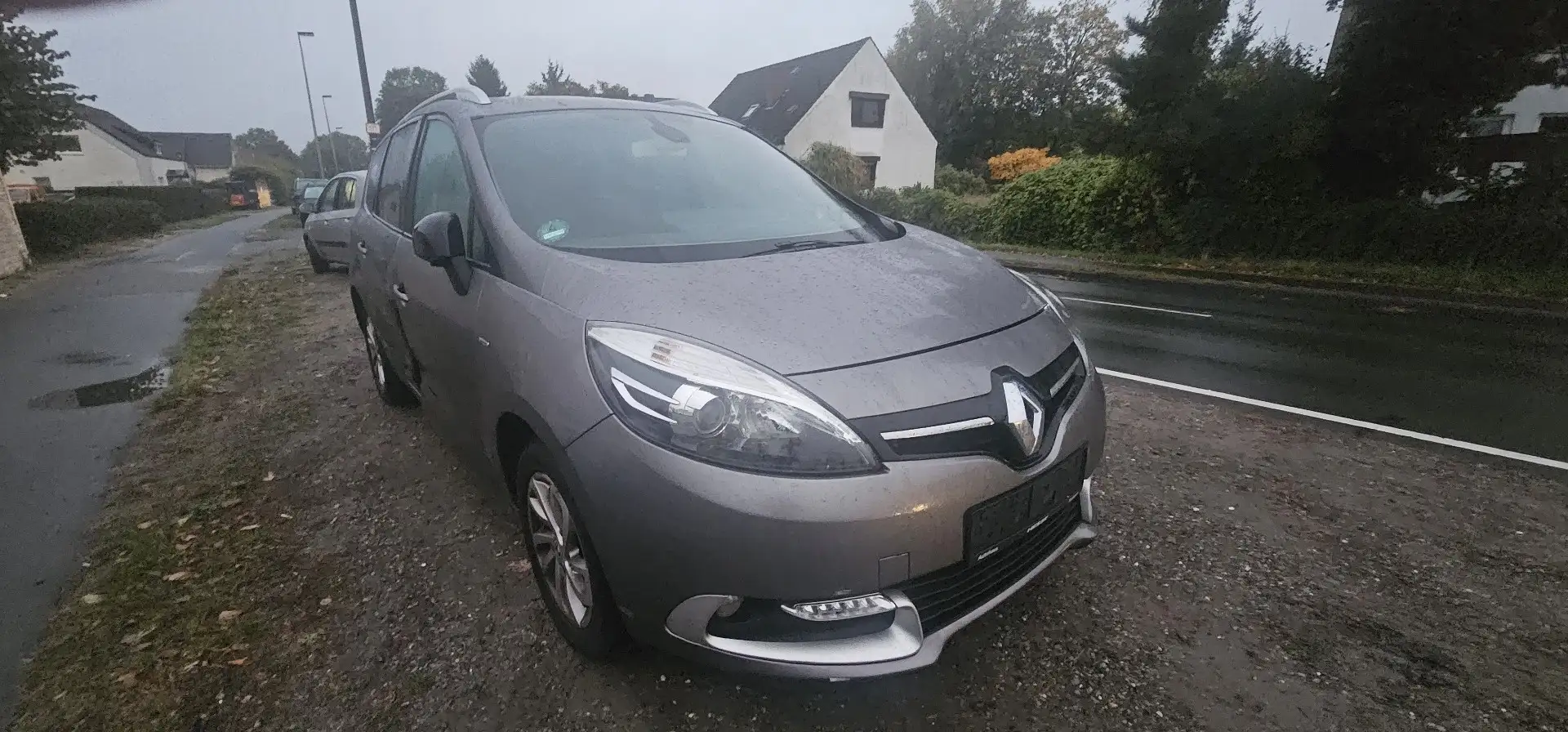 Renault Scenic Grand Limited 7 Sitzer Gris - 1