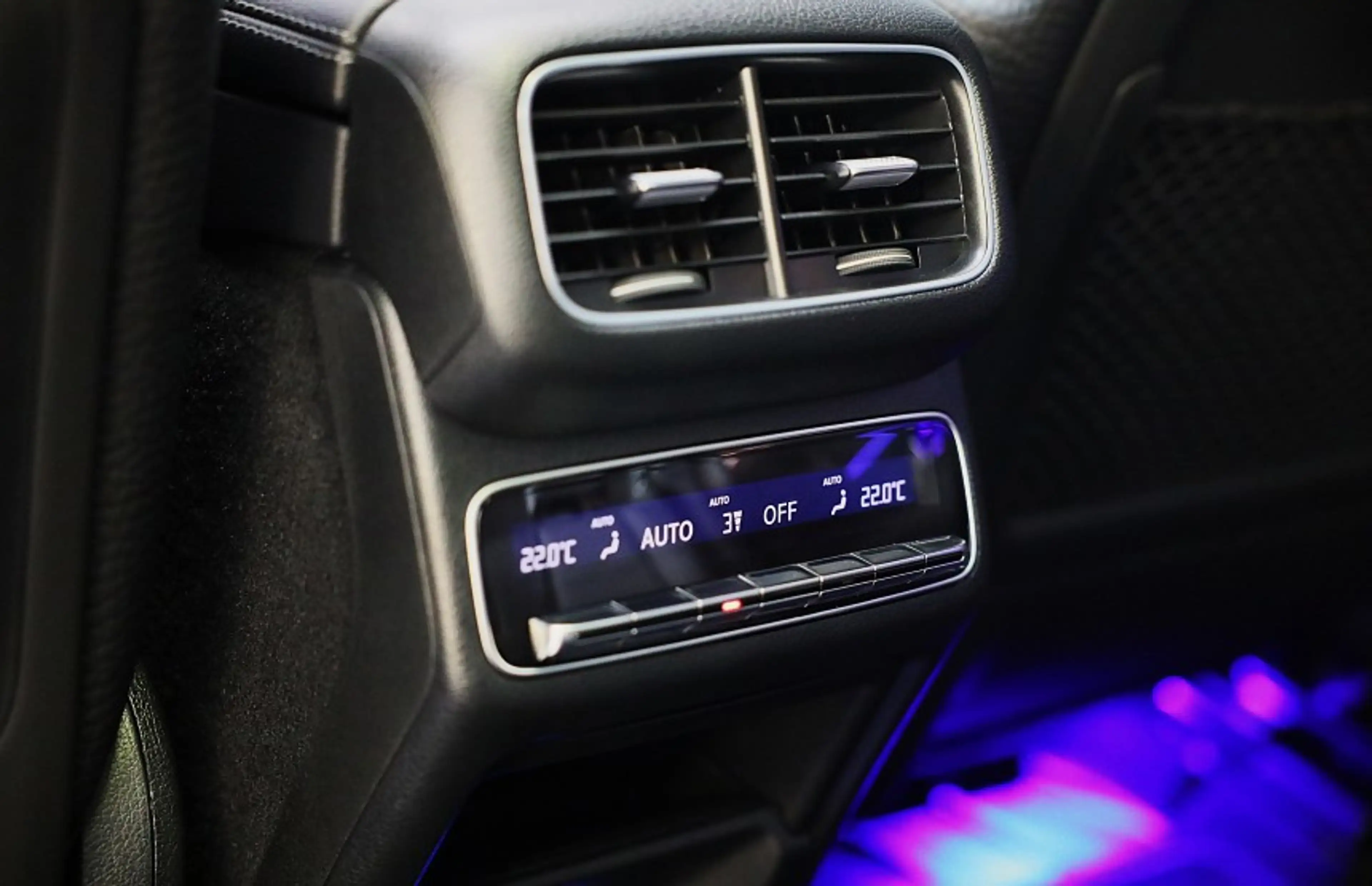 Mercedes-Benz GLE 400 e 4MATIC AMG 63 Look / Massage / Softclose / Head — photo 23