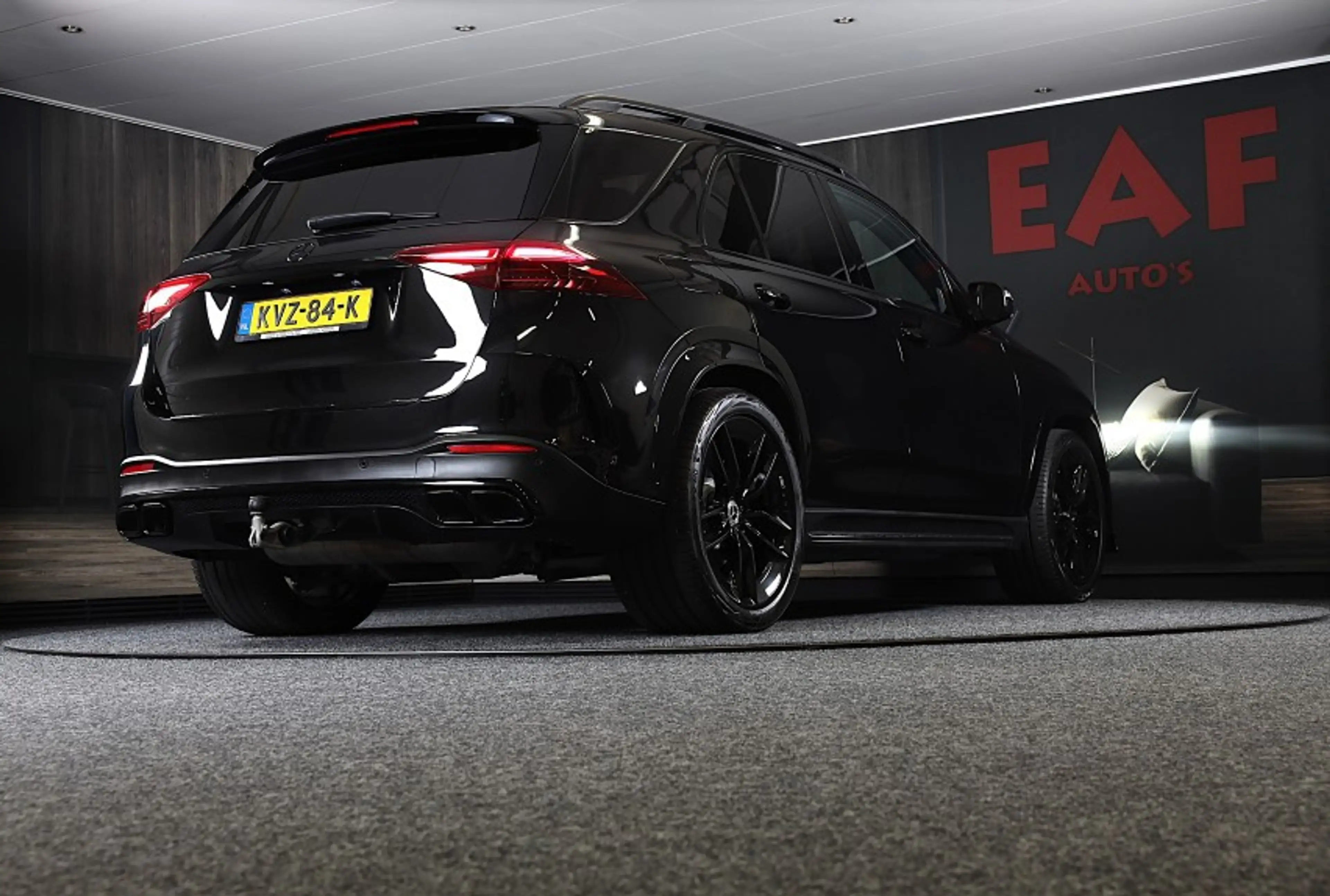 Mercedes-Benz GLE 400 e 4MATIC AMG 63 Look / Massage / Softclose / Head — photo 5
