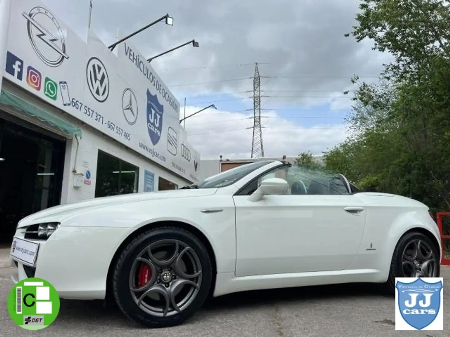 Alfa Romeo Spider 3.2 JTS Q4 Q-tronic Bílá - 2