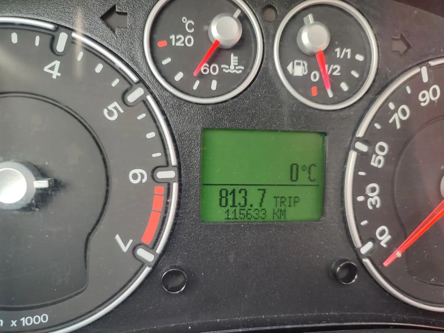 Ford Fiesta Ford Fiesta Connection 1,4 Klima Rot - 2