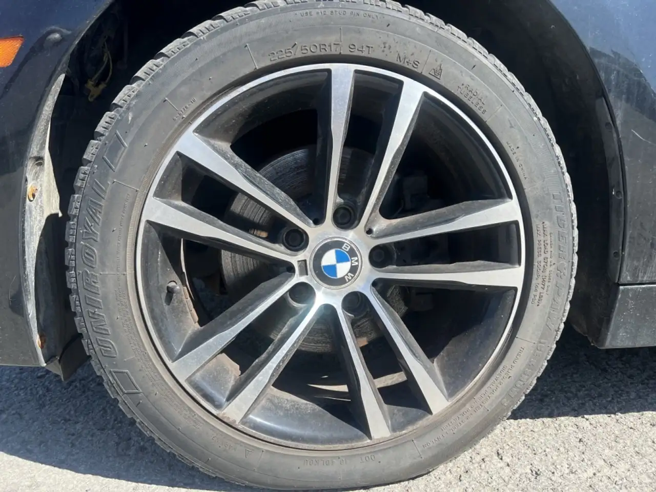 BMW 3 Series снимка BMW 3 Series