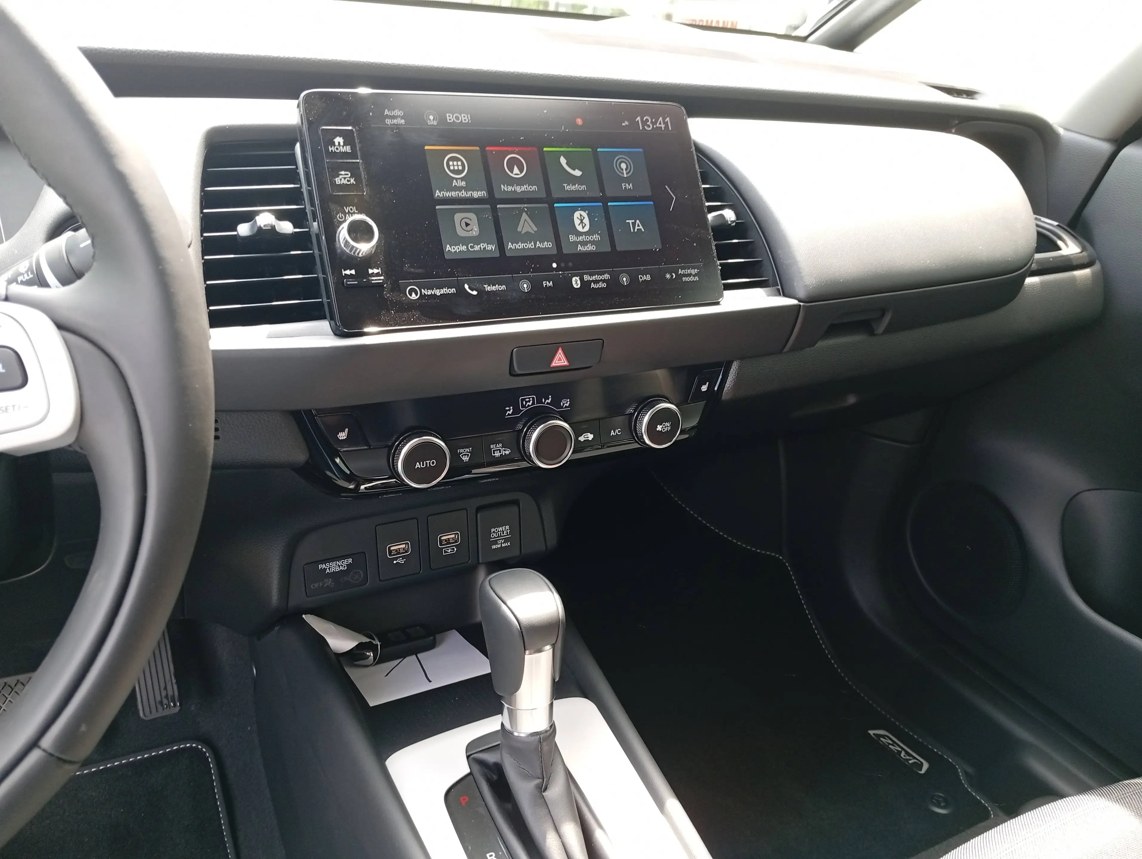 Honda Jazz Jazz Hybrid e:HEV 1.5 i-MMD Hybrid Crosstar Advance — photo 11