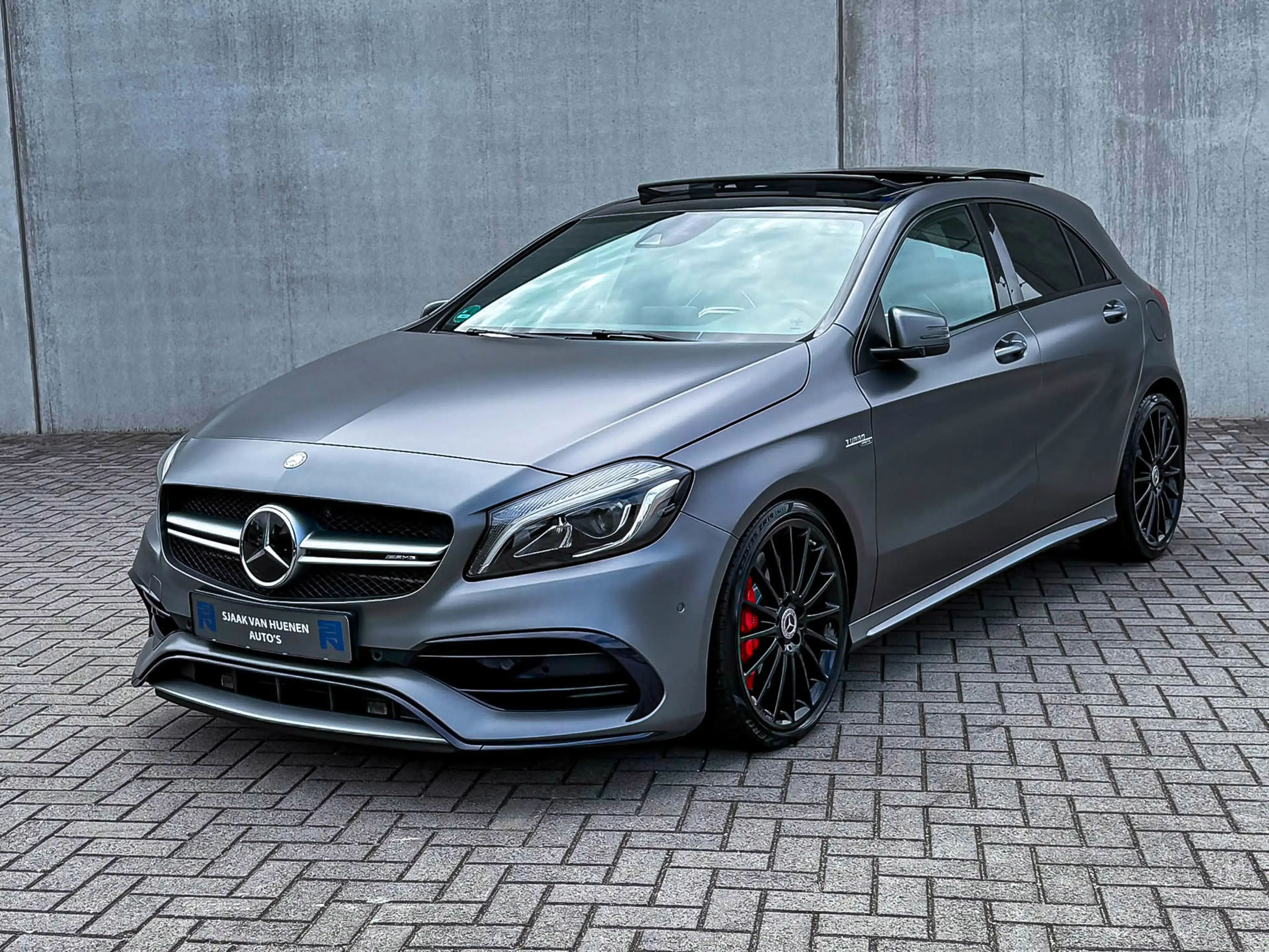Mercedes-Benz A 45 AMG 4-Matic 381pk! 2é Eig|Designo Magno Grey|Performan — photo 4