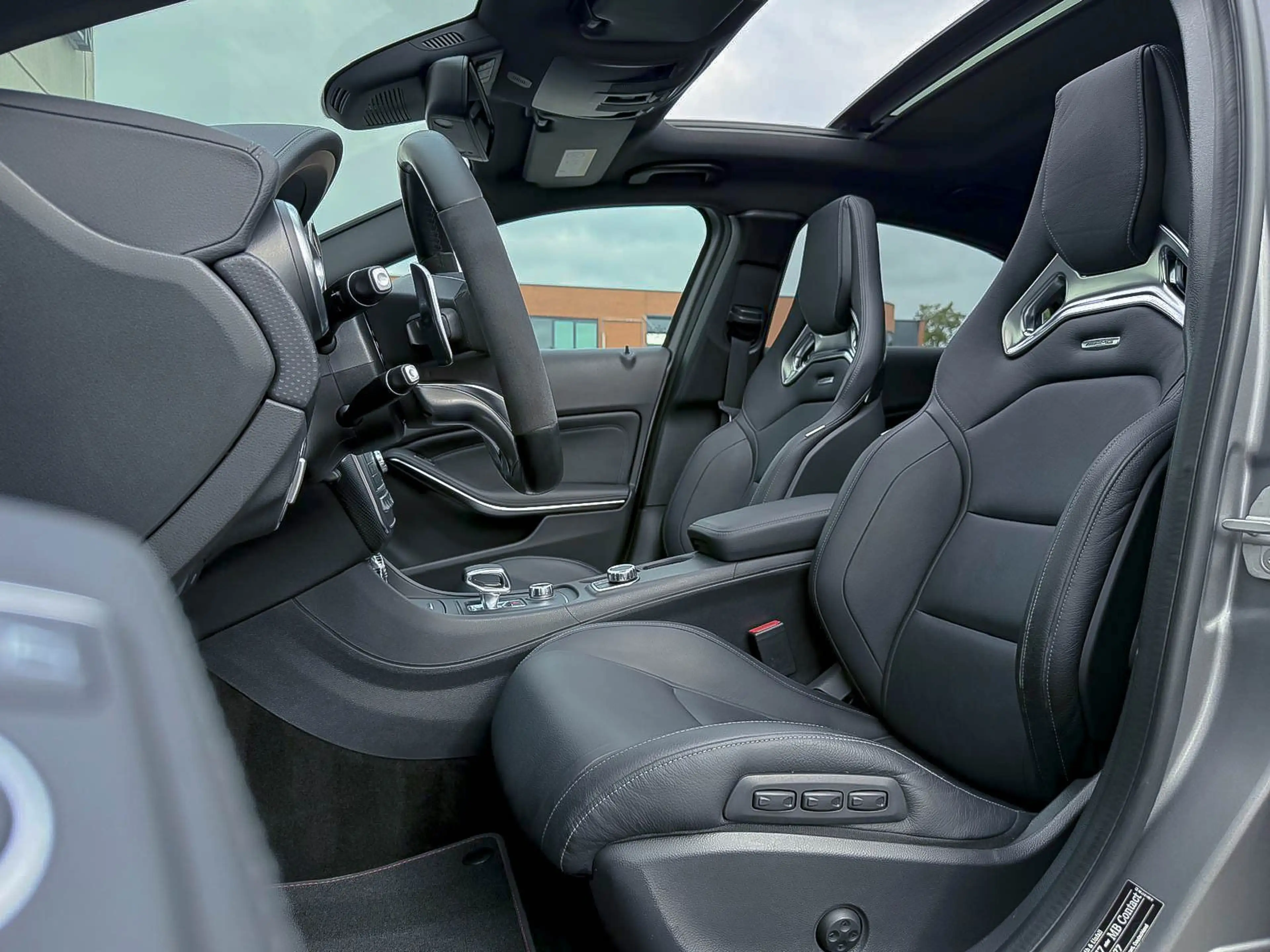 Mercedes-Benz A 45 AMG 4-Matic 381pk! 2é Eig|Designo Magno Grey|Performan — photo 3