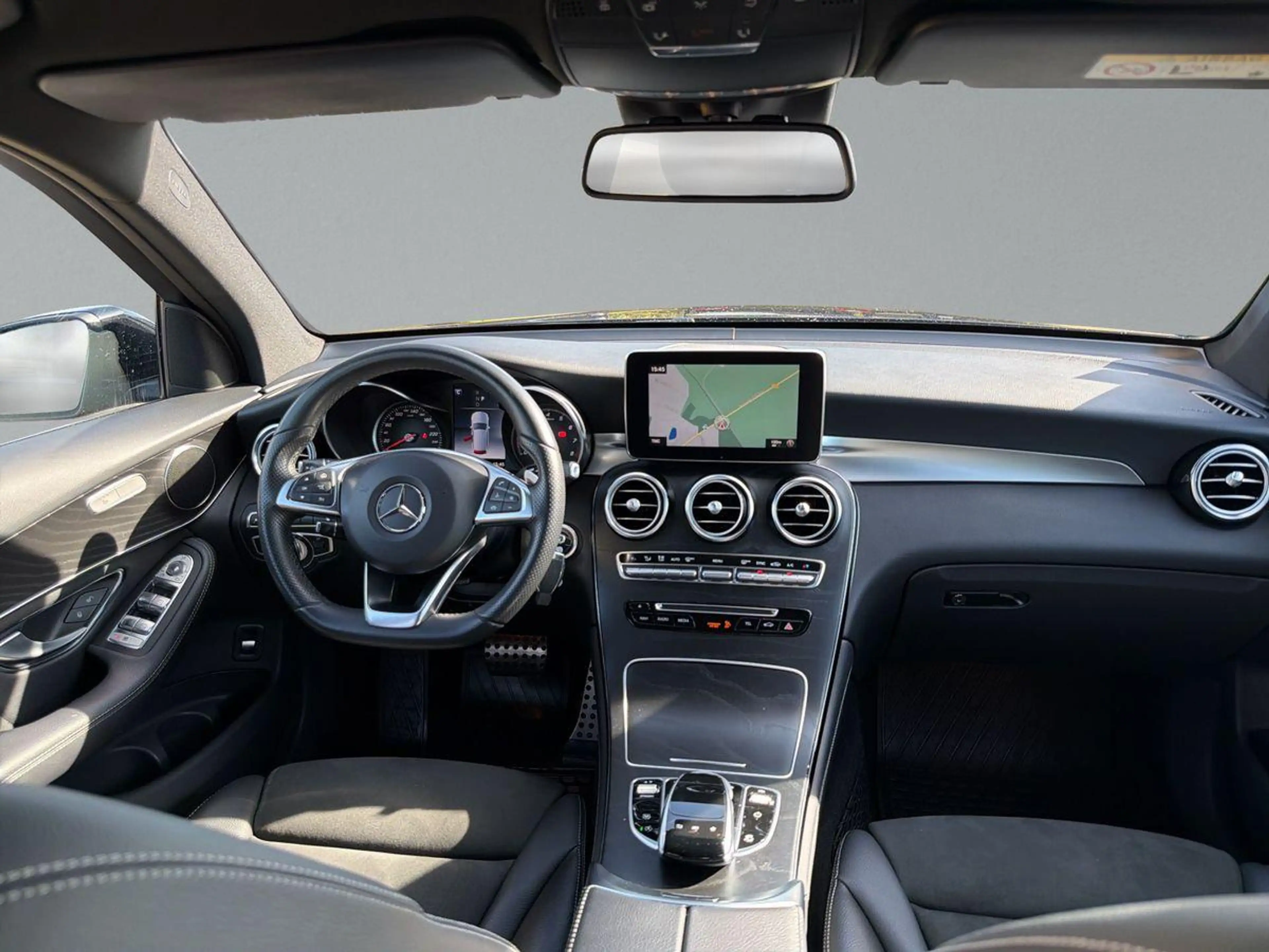 Mercedes-Benz GLC 250 4Matic AMG-Line — photo 6