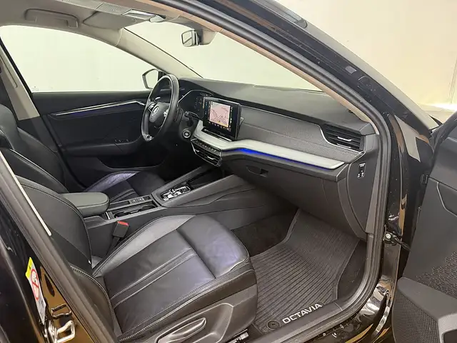 Skoda Octavia view 7