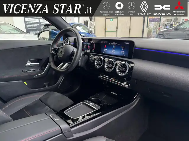 Mercedes-Benz A-Class view 9