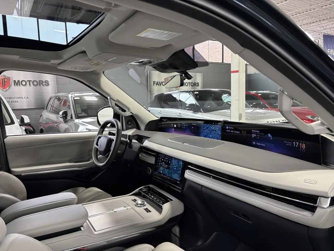 Lincoln Navigator снимка Lincoln Navigator