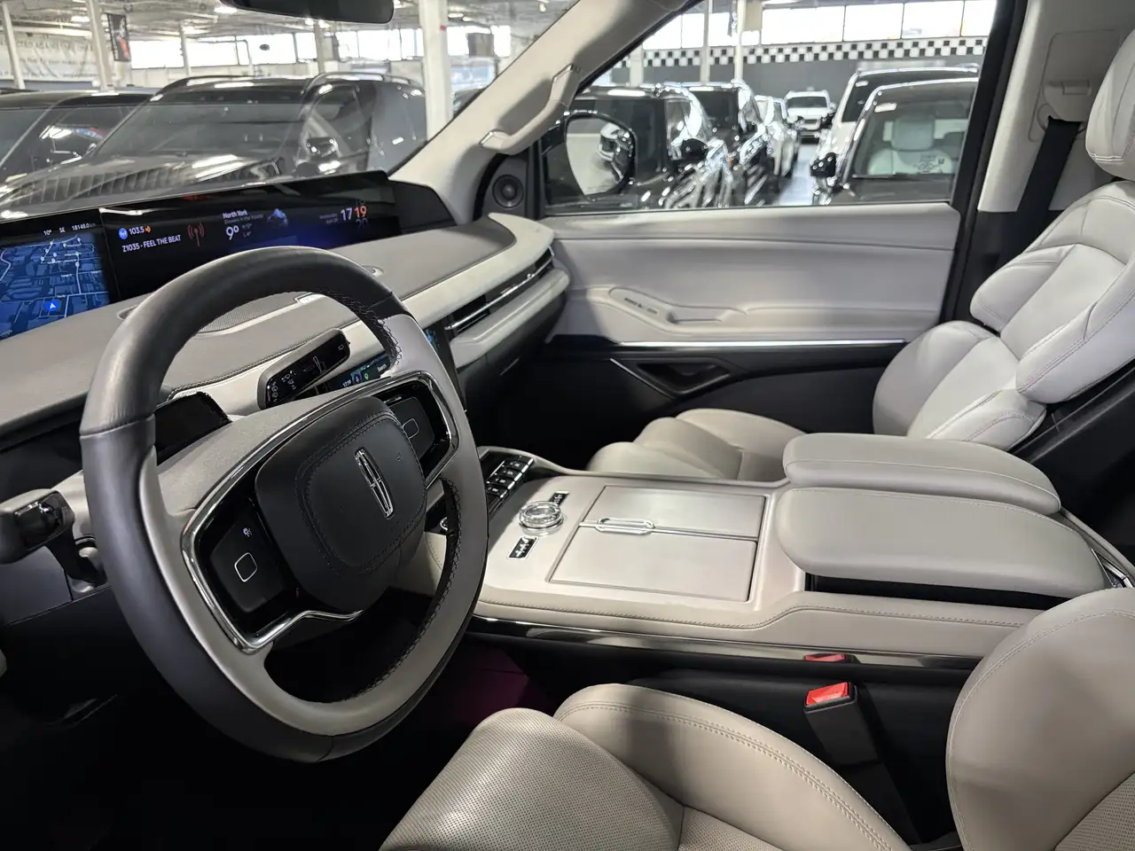 Lincoln Navigator снимка Lincoln Navigator