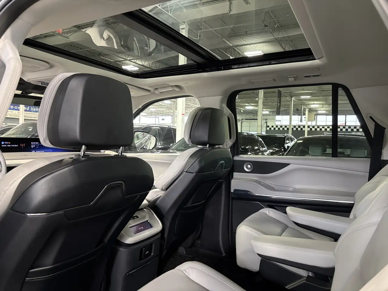 Lincoln Navigator снимка Lincoln Navigator