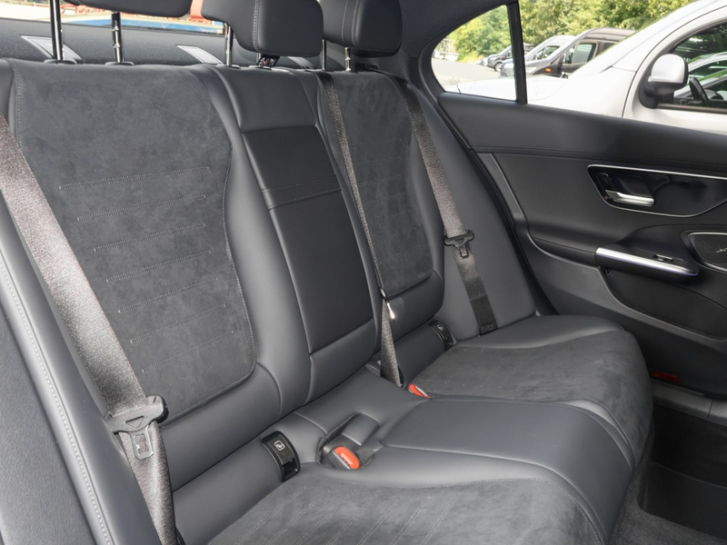 Mercedes-Benz C 220 d AMG-Sport/Pano/DIGITAL/Distr/Night/Memo — photo 7