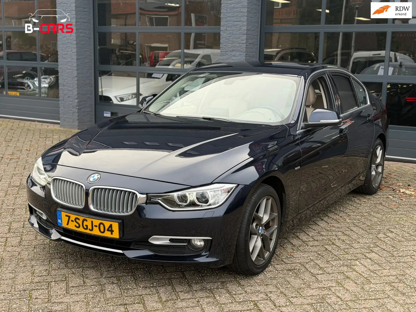 BMW 320 3-serie 320i EfficientDynamics Executive Leer|Xlna Blauw - 1