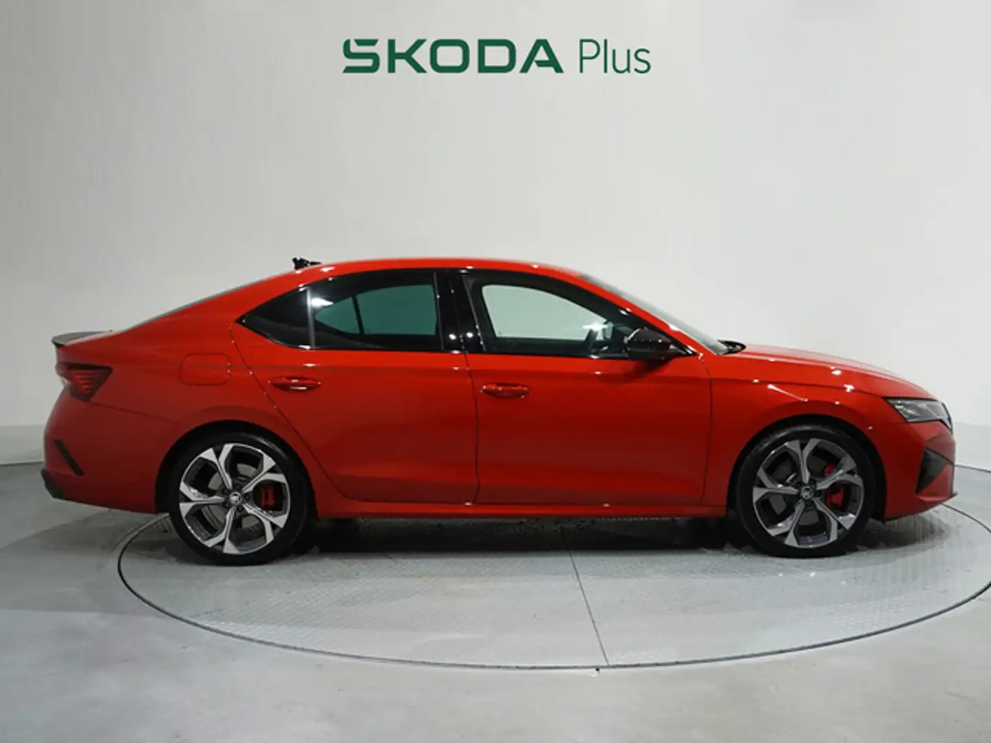 Skoda Octavia 2.0 TSI RS DSG7 195kW Rojo - 2