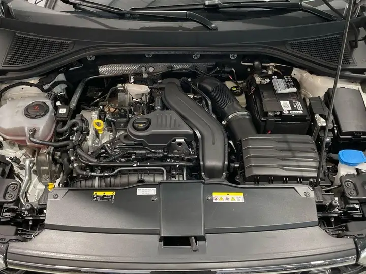 Volkswagen T-Roc 2022, foto 13