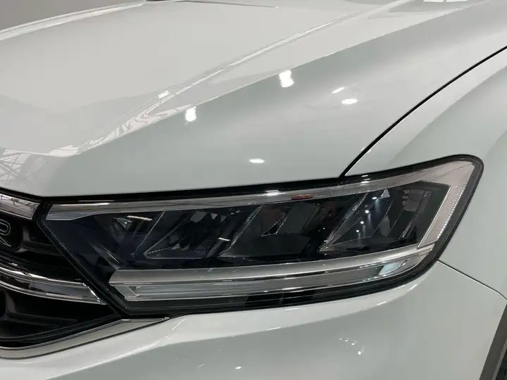 Volkswagen T-Roc 2022, foto 12