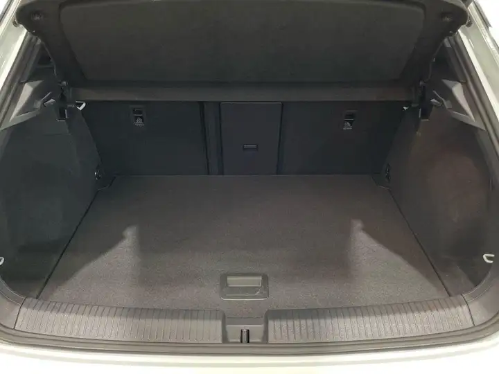 Volkswagen T-Roc 2022, foto 7