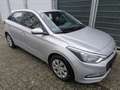 Hyundai i20 1.1 CRDi*2 Hand*4 Türig*TÜV:NEU* Silber - thumbnail 6