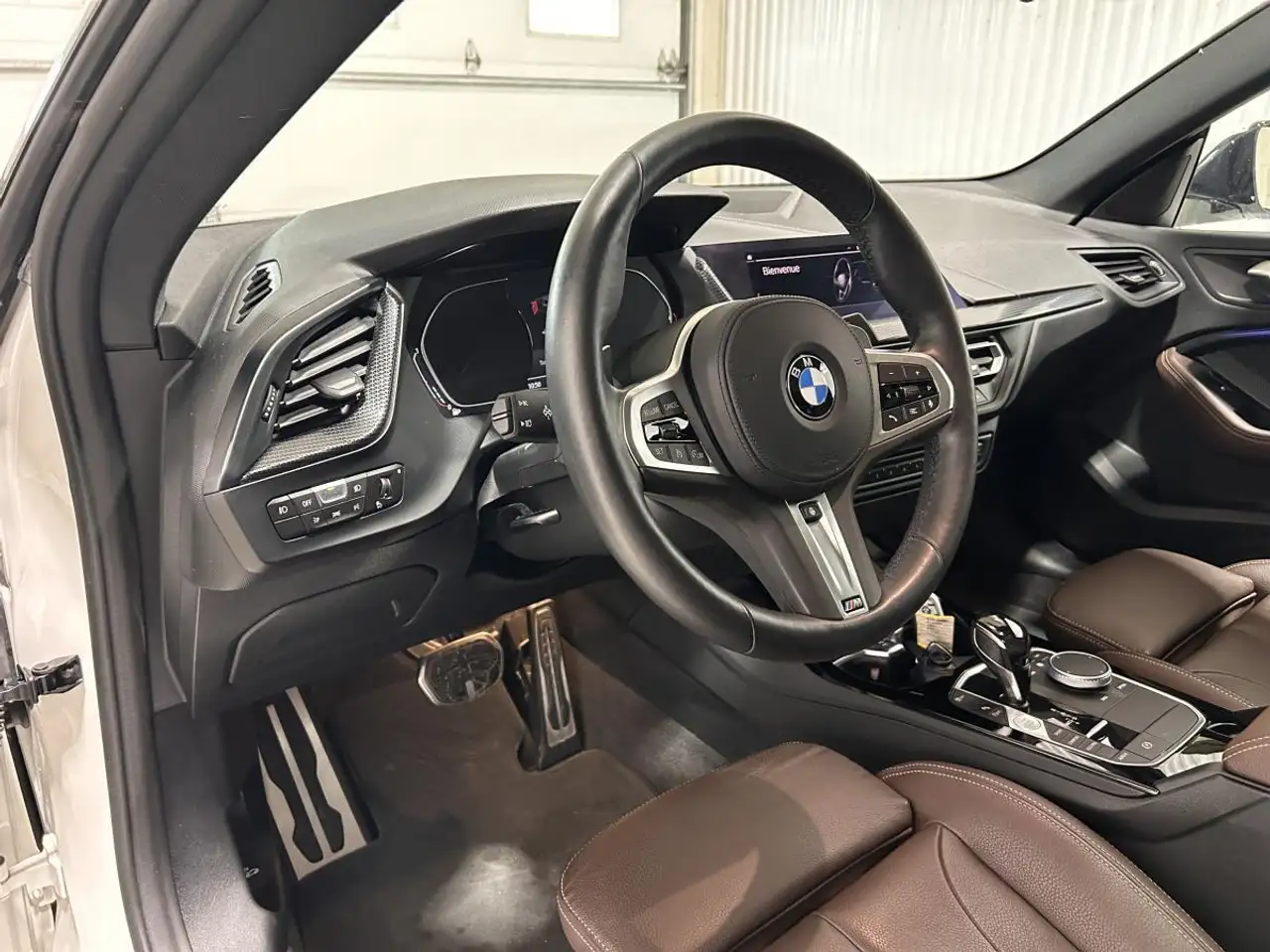 BMW 2 Series снимка BMW 2 Series