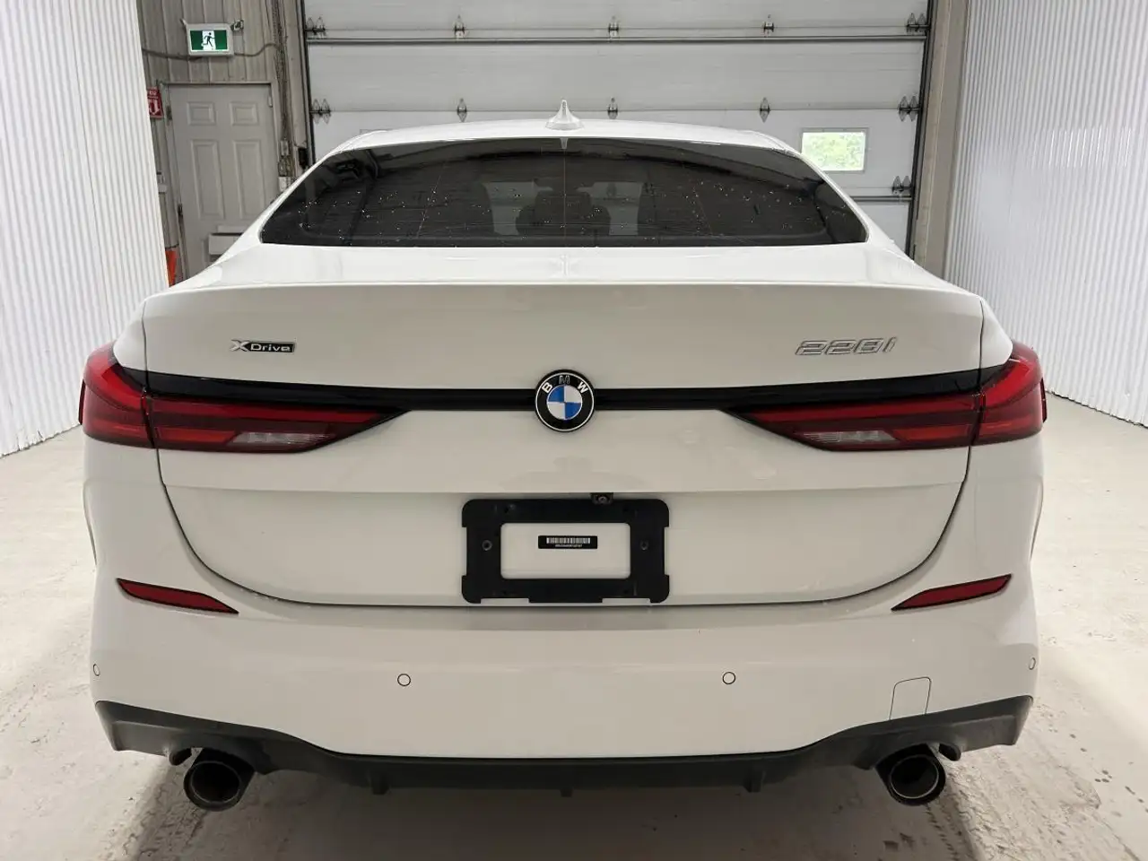 BMW 2 Series снимка BMW 2 Series