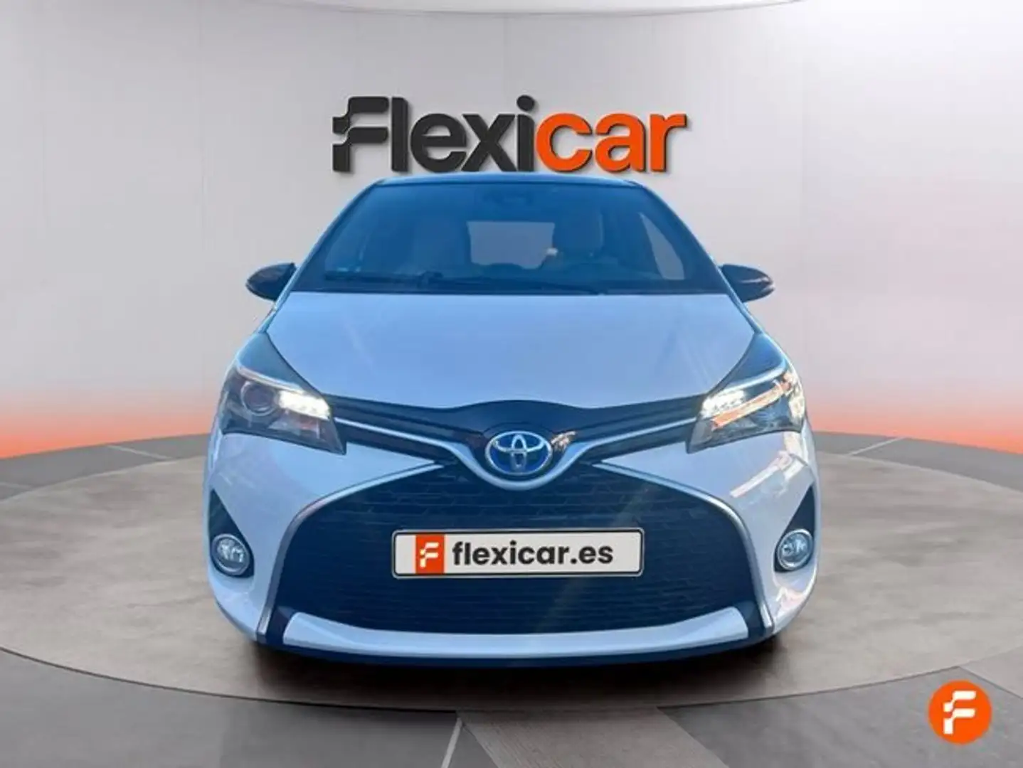 Toyota Yaris 1.5 Hybrid Feel Blanco - 2