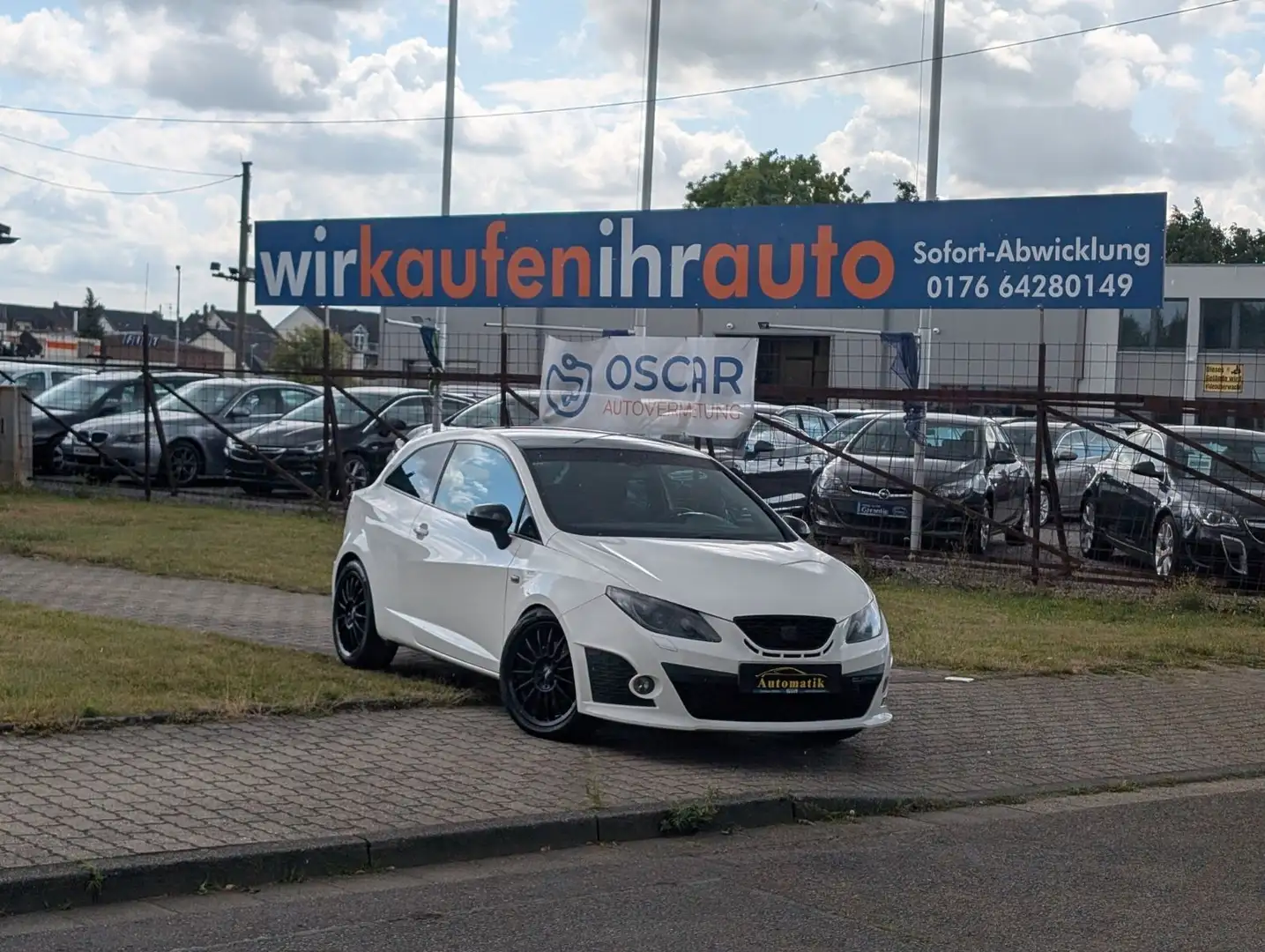 SEAT Ibiza SC Cupra*TEMPOMAT*PDC*KLIMA*AUTOMATIK !! Weiß - 1