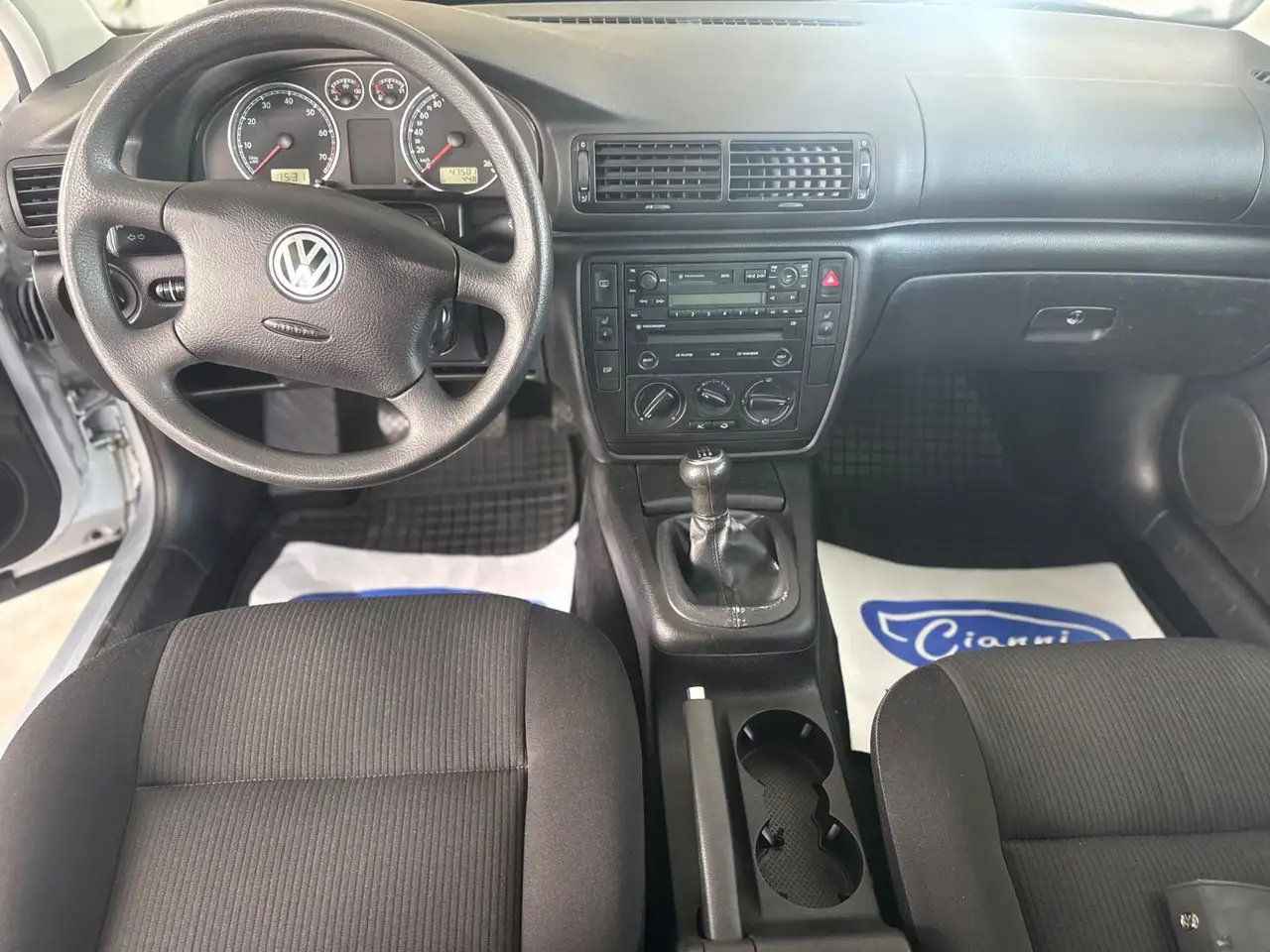 Volkswagen Passat 1,6l KOMBI** aus 1. Hand ** 47501 KM !!!, foto 7