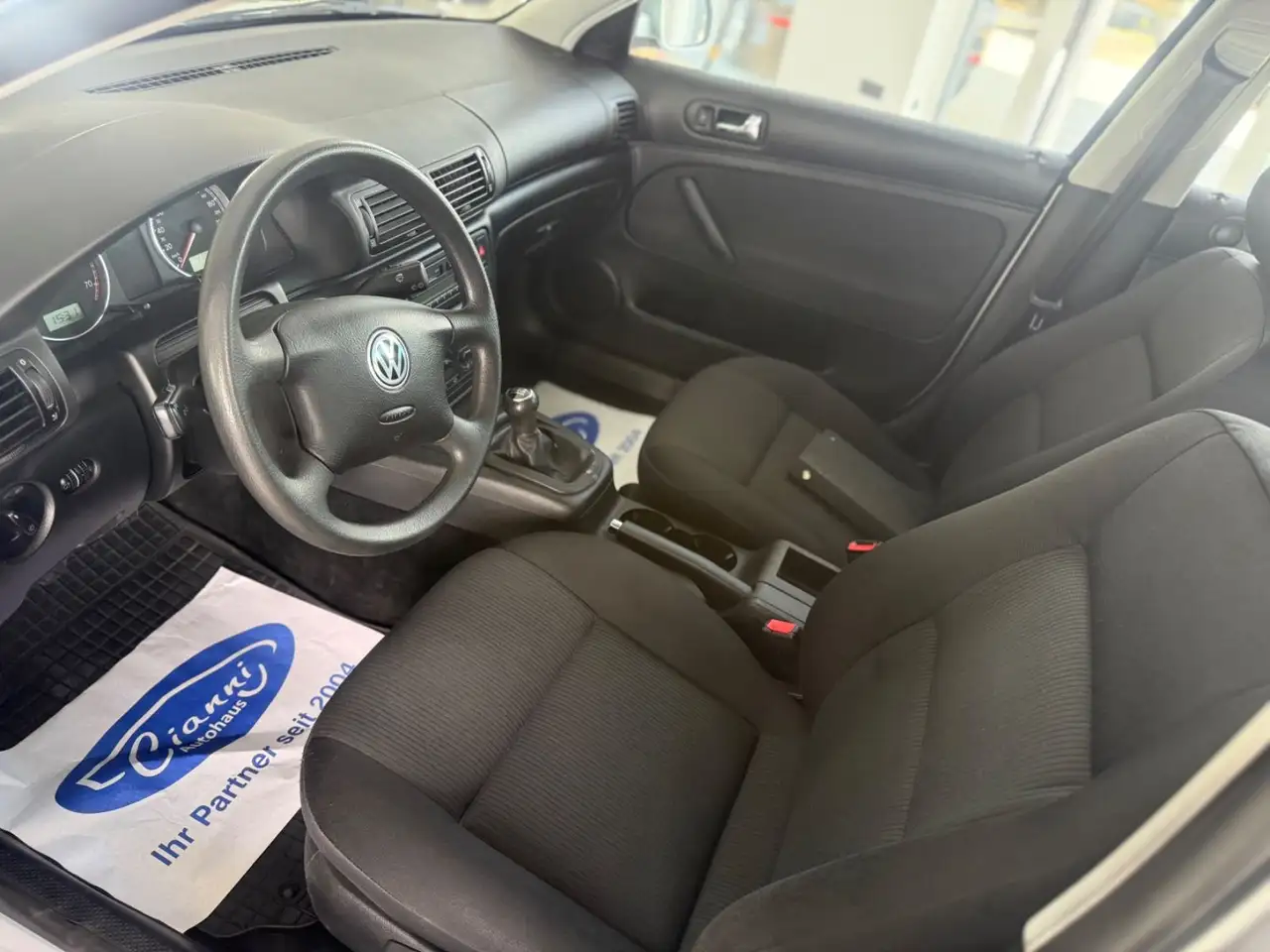Volkswagen Passat 1,6l KOMBI** aus 1. Hand ** 47501 KM !!!, foto 5