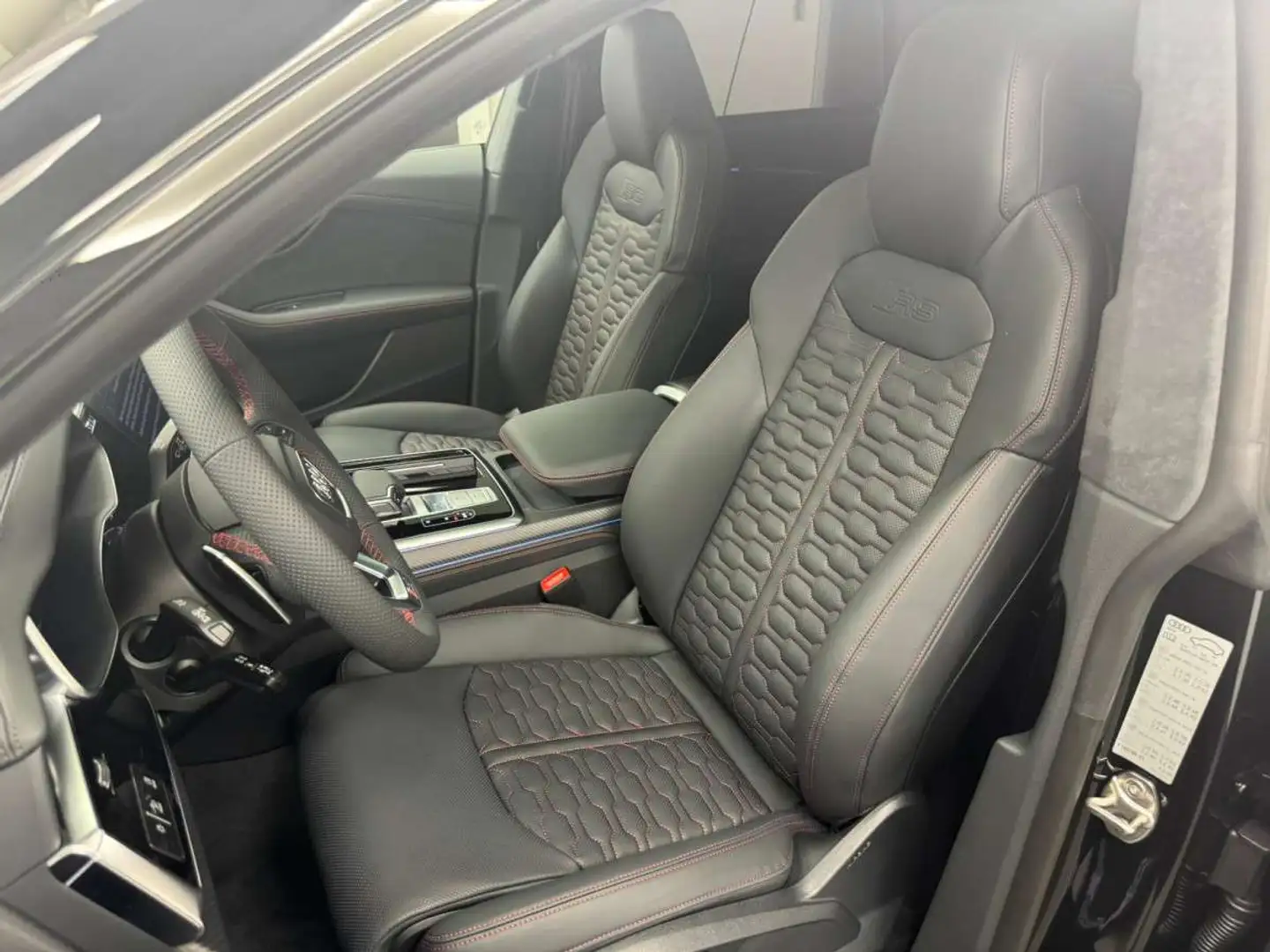 Audi RS Q8 Performance SUV 471 (640) kW (ch) quattro tiptroni Noir - 2