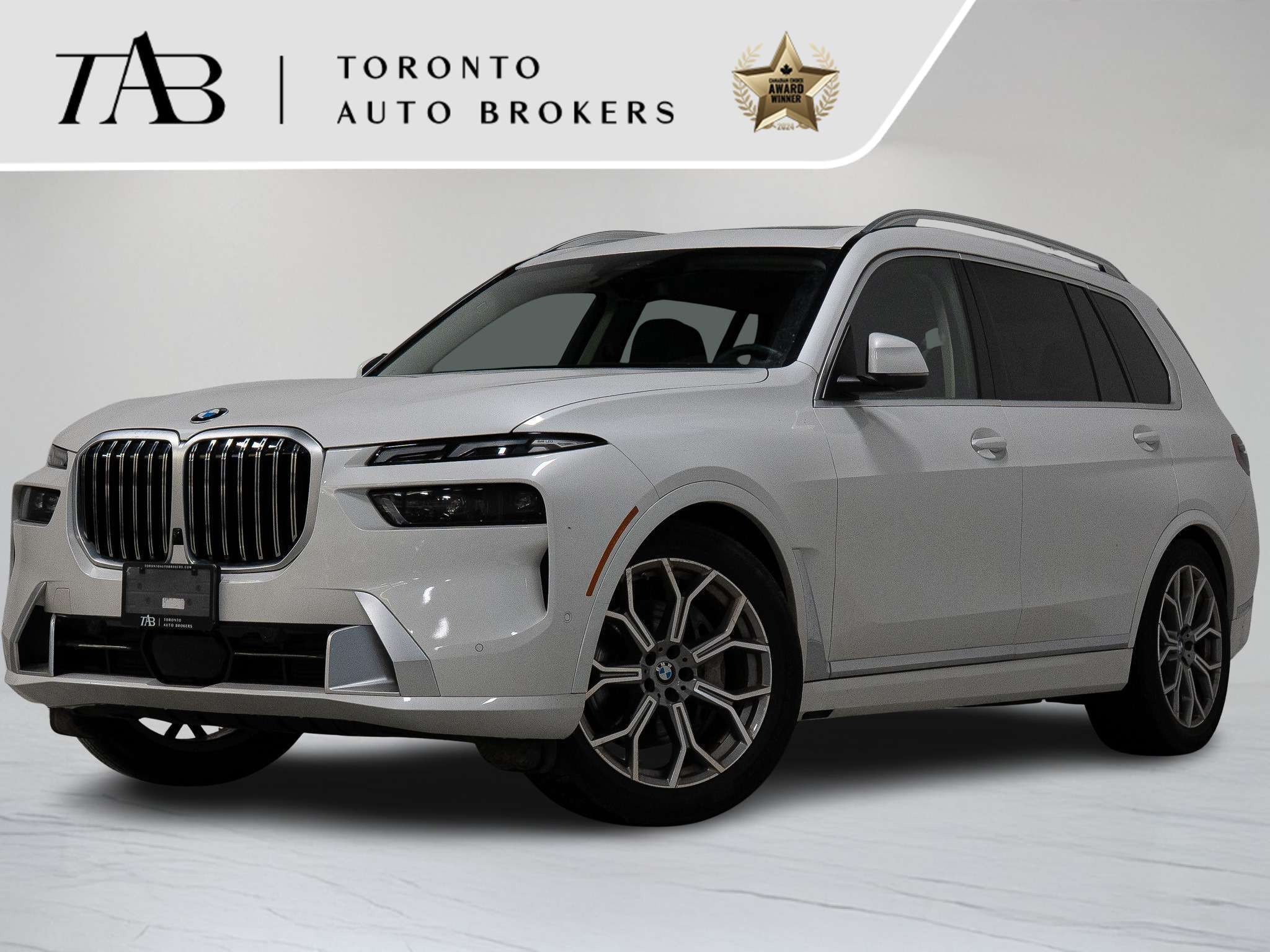 White 2024 BMW X7 SUV / Crossover All-Wheel Drive Automatic