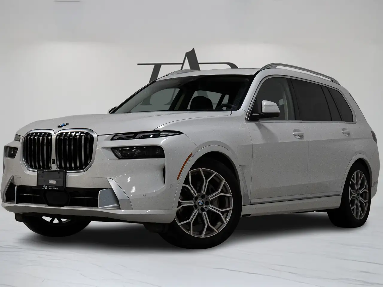 BMW X7 снимка BMW X7