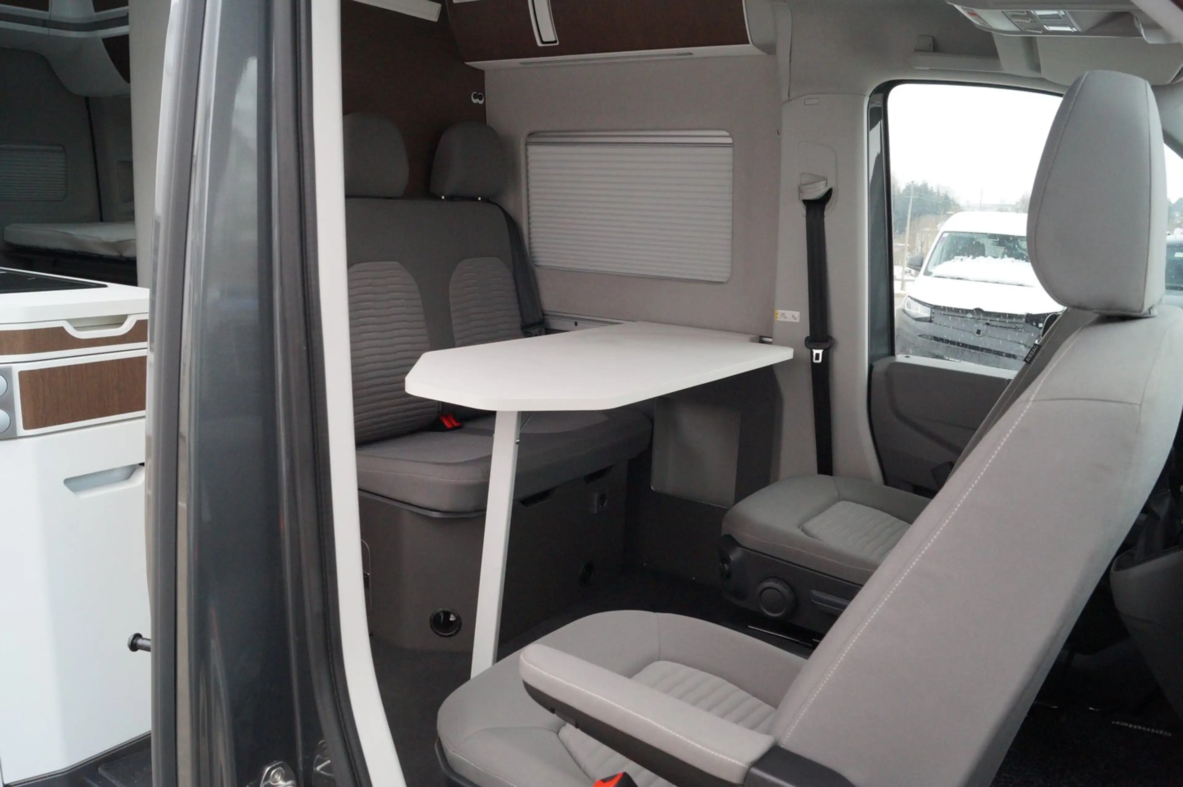 Volkswagen Grand California VW Crafter Grand T6 California 600 TDI 3,5to — photo 11