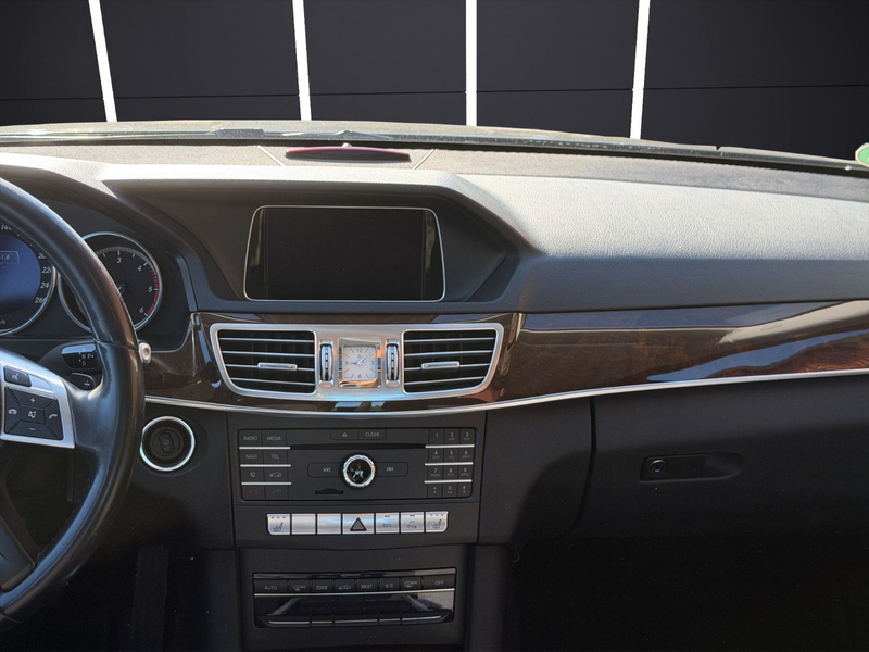 Mercedes-Benz E 350 Limousine/2.Hand/Scheckheft/Top/360gKamer — photo 13