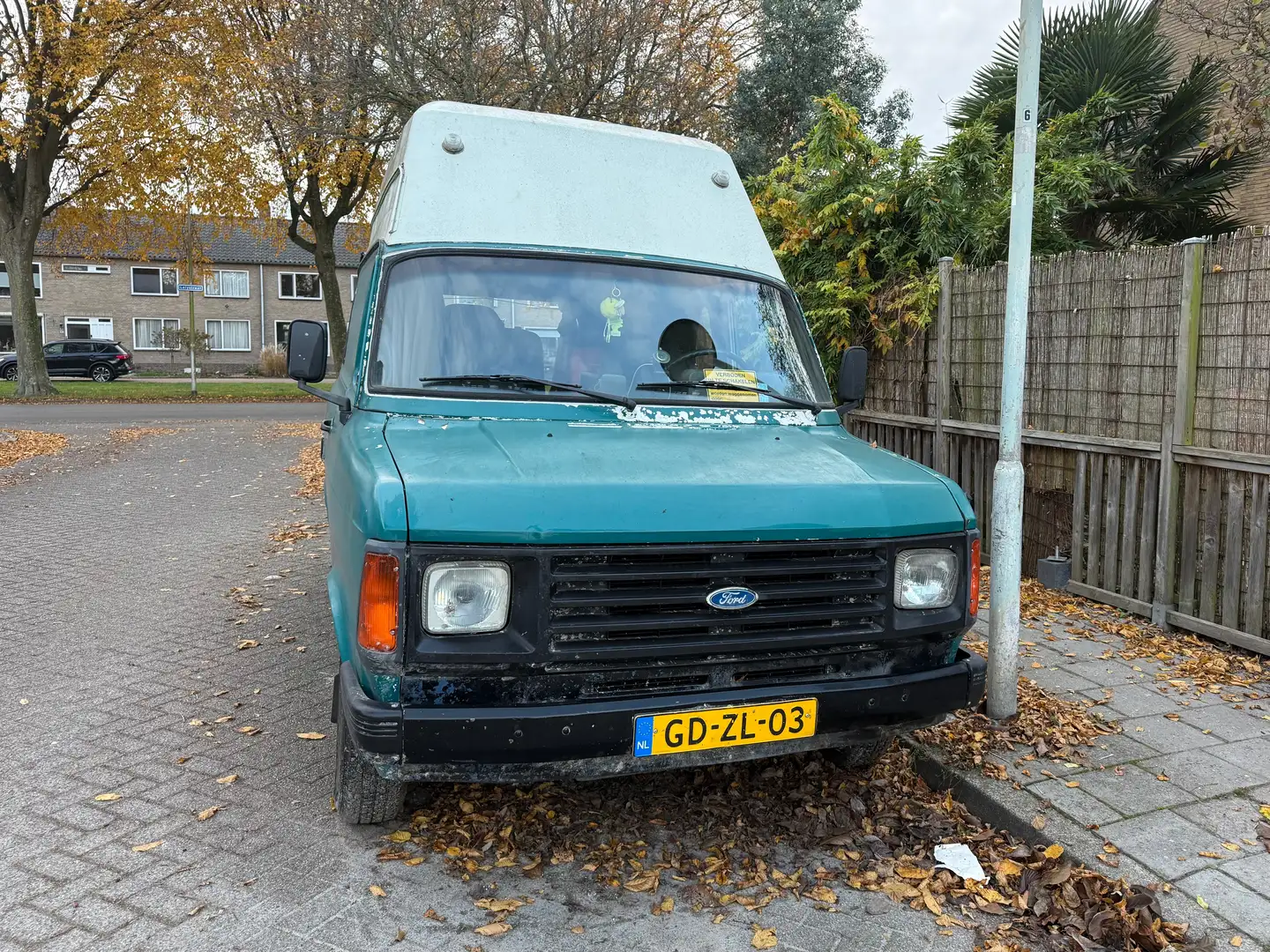 Ford Transit Bus Green - 1