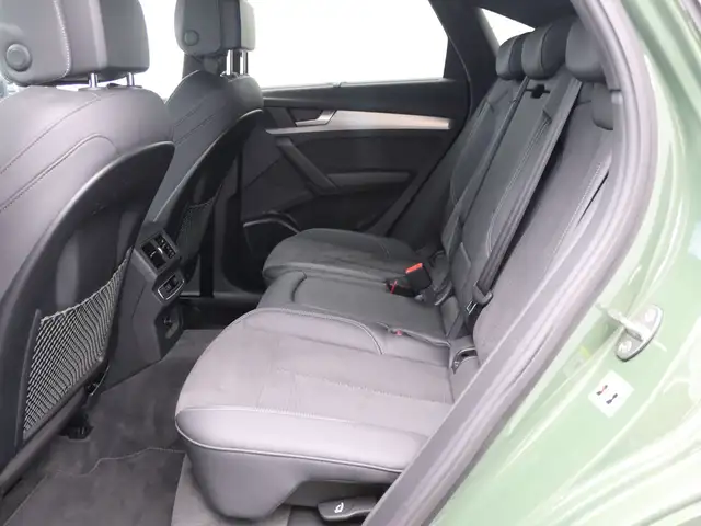 Audi SQ5 view 10