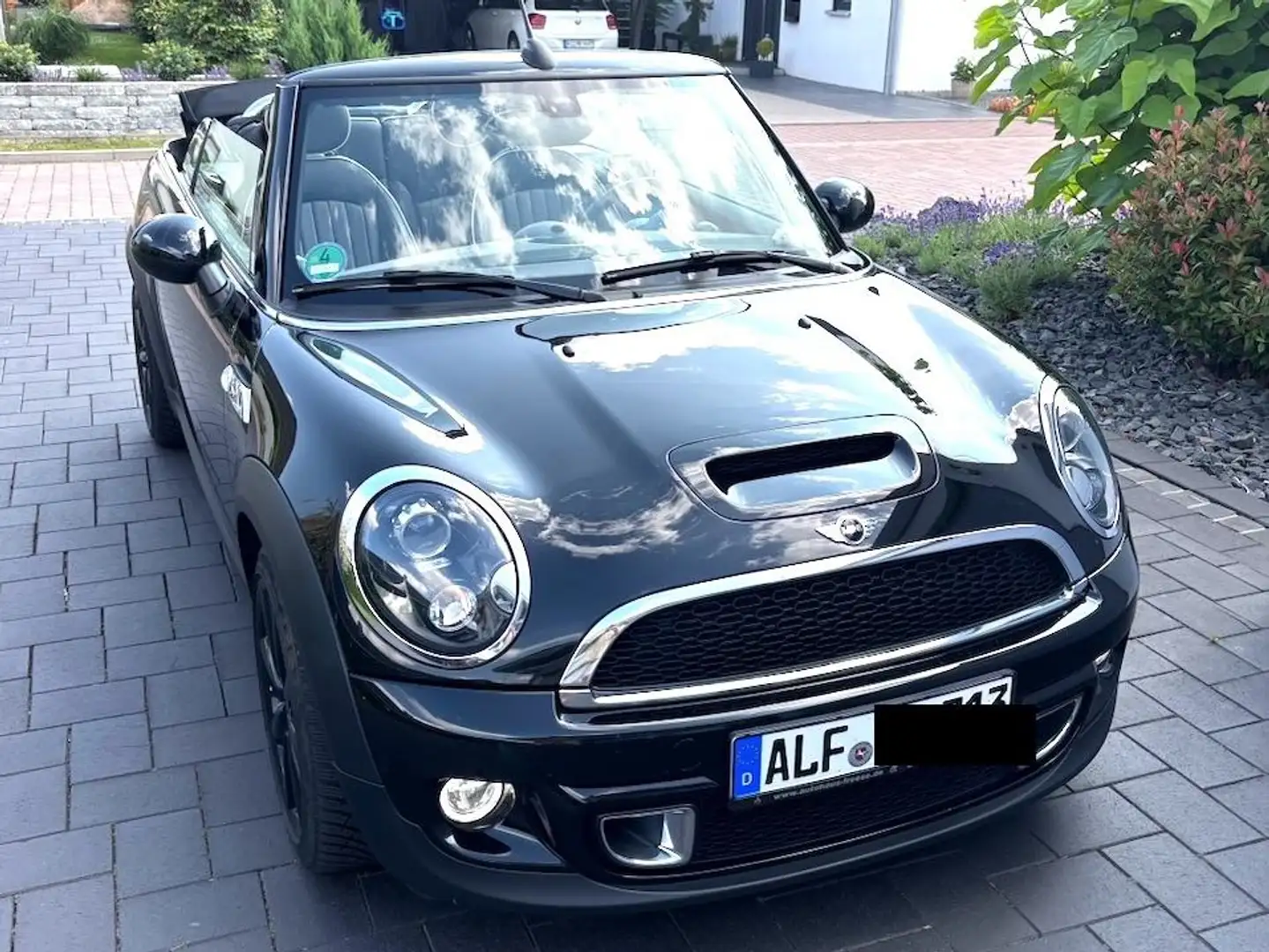 MINI Cooper S Cabrio Mini Cooper S Cabrio Aut. Schwarz - 1