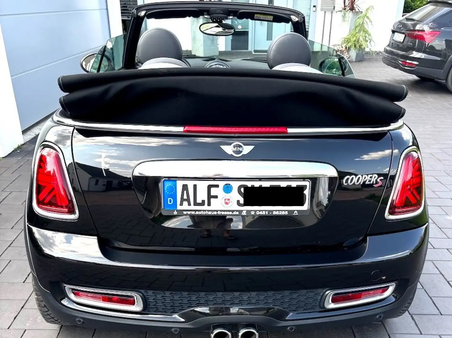 MINI Cooper S Cabrio Mini Cooper S Cabrio Aut. Schwarz - 2