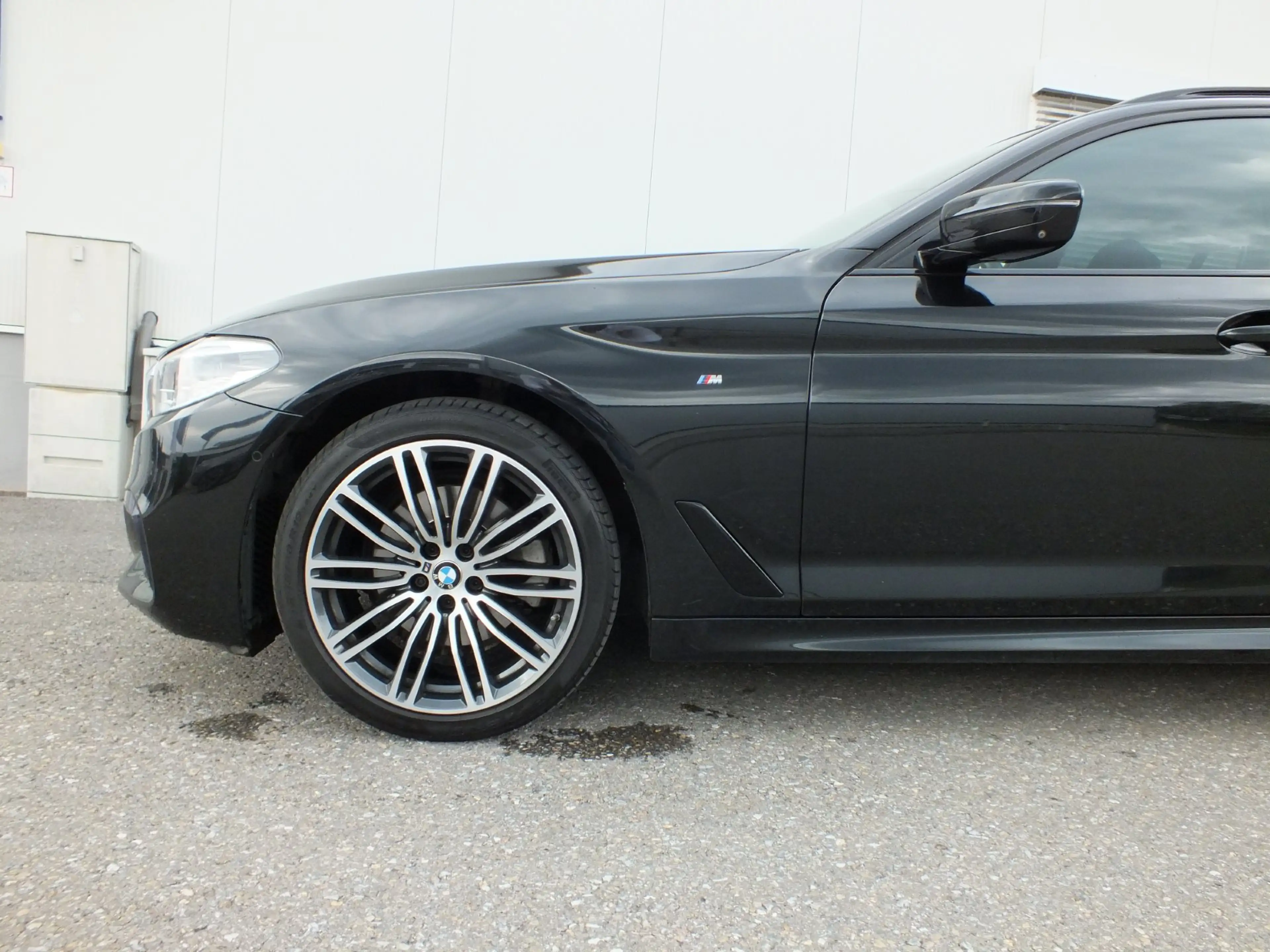 BMW 520 d xDrive — photo 8
