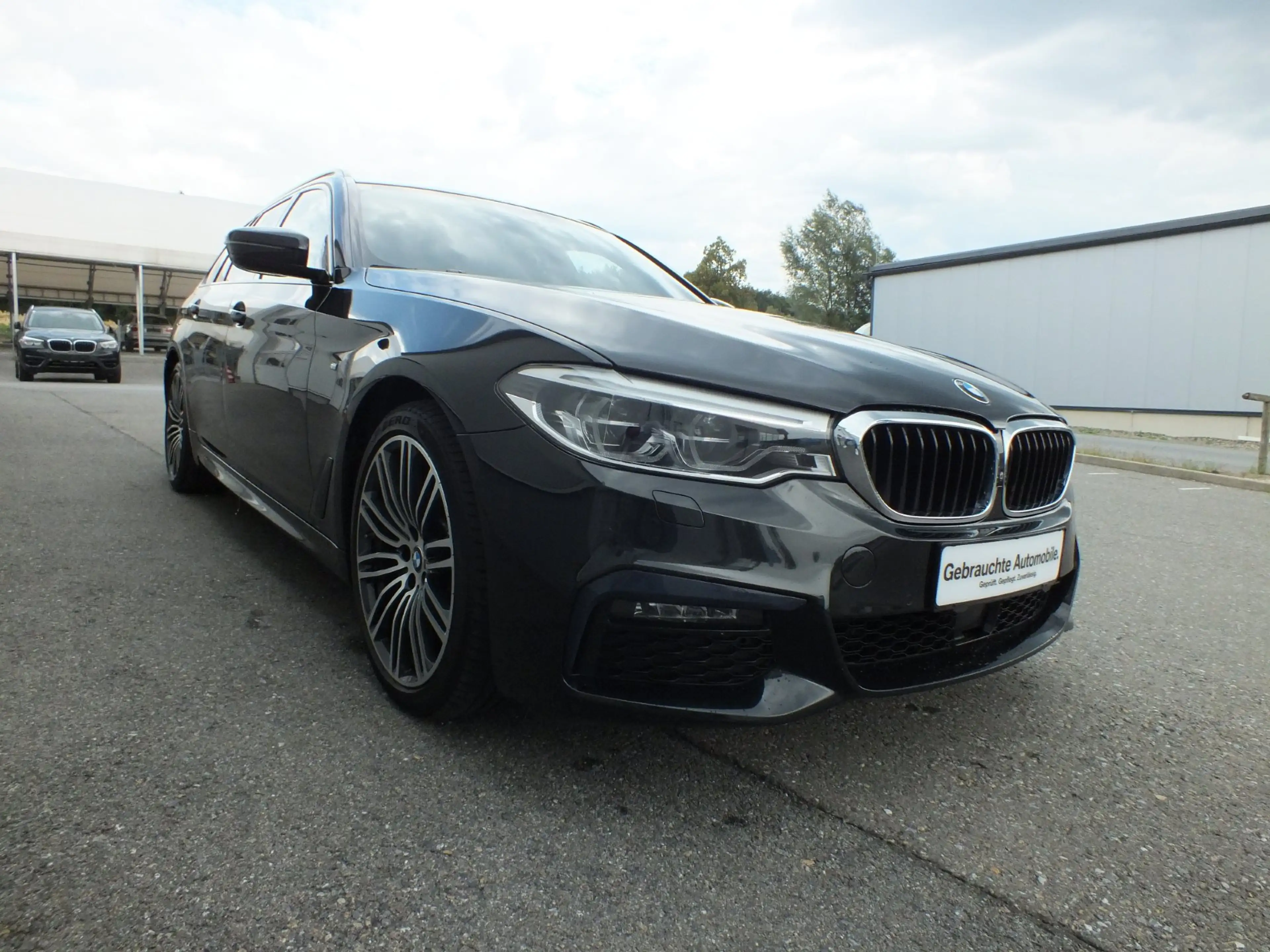 BMW 520 d xDrive — photo 2