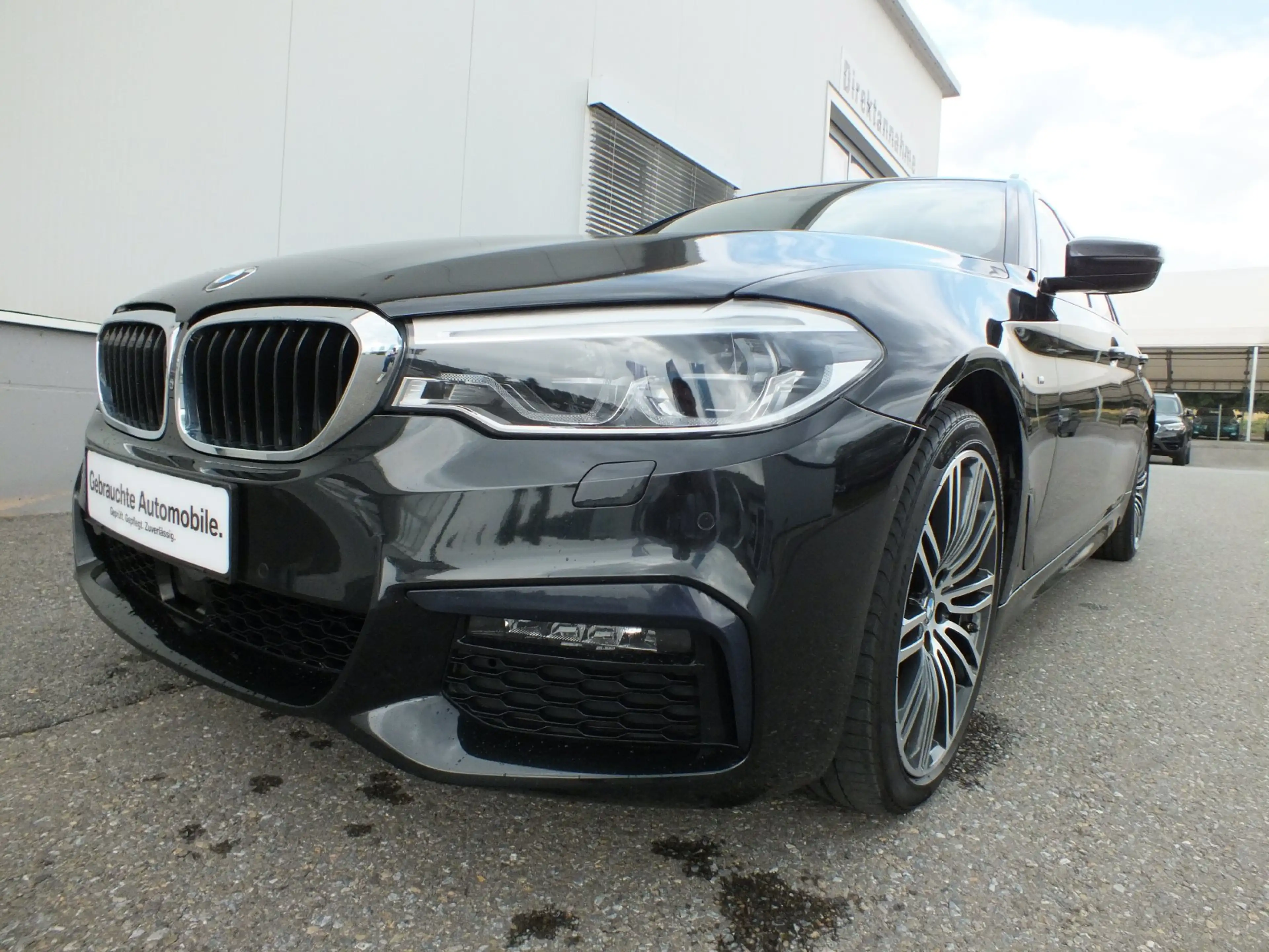 BMW 520 d xDrive — photo 10